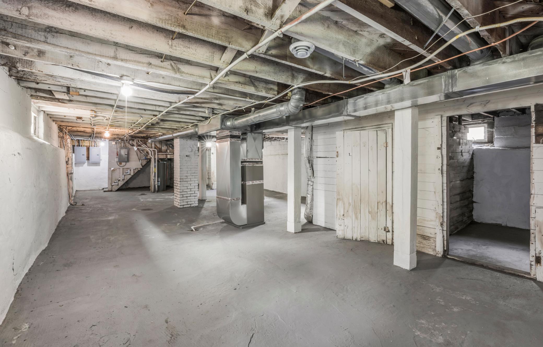View of Residential Income at 1237 Knox Avenue, Minneapolis MN 55411, Minneapolis (22 of 26) - Mike Wilen | Minnesota Team Real Estate