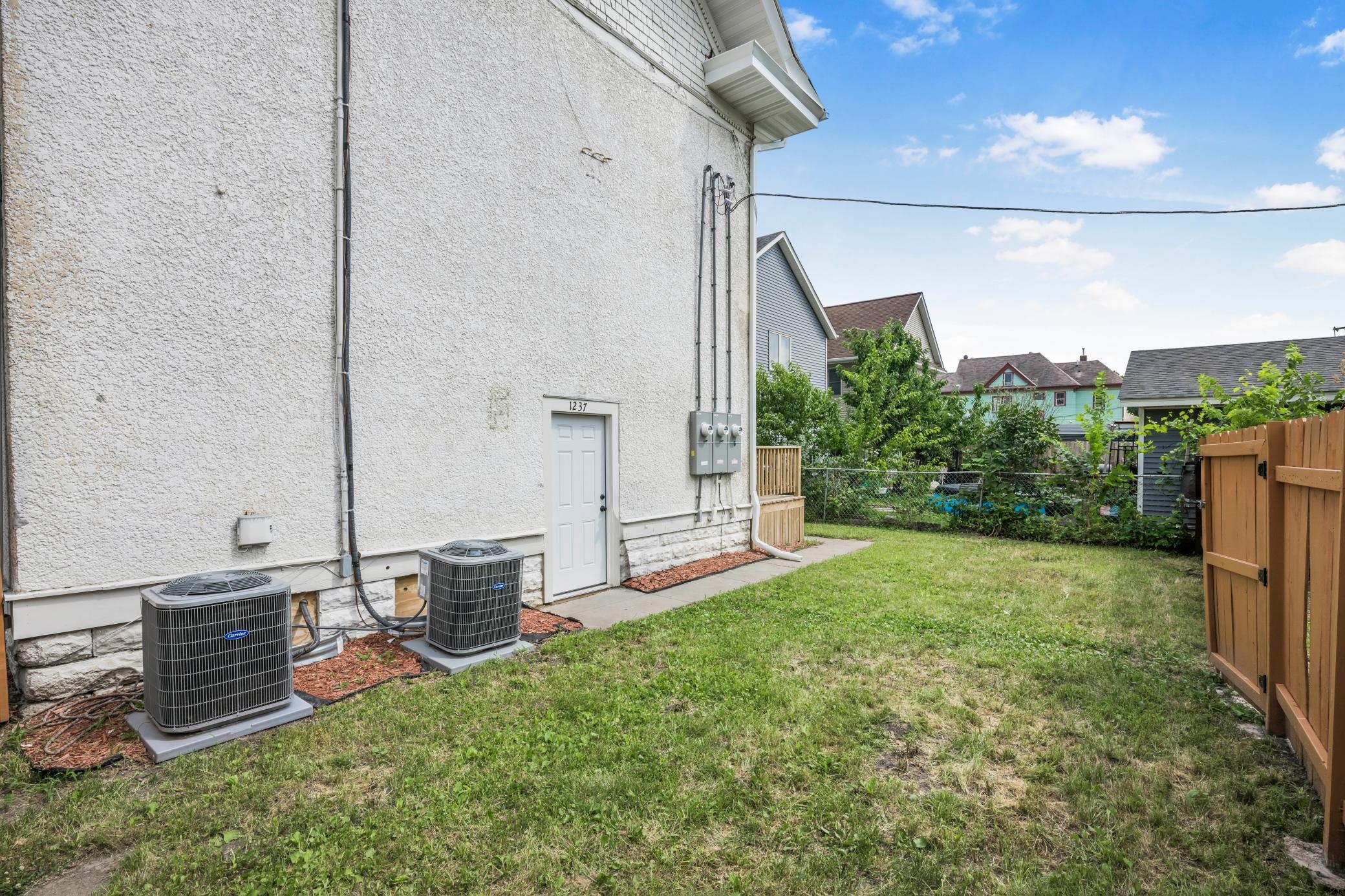 View of Residential Income at 1237 Knox Avenue, Minneapolis MN 55411, Minneapolis (24 of 26) - Mike Wilen | Minnesota Team Real Estate