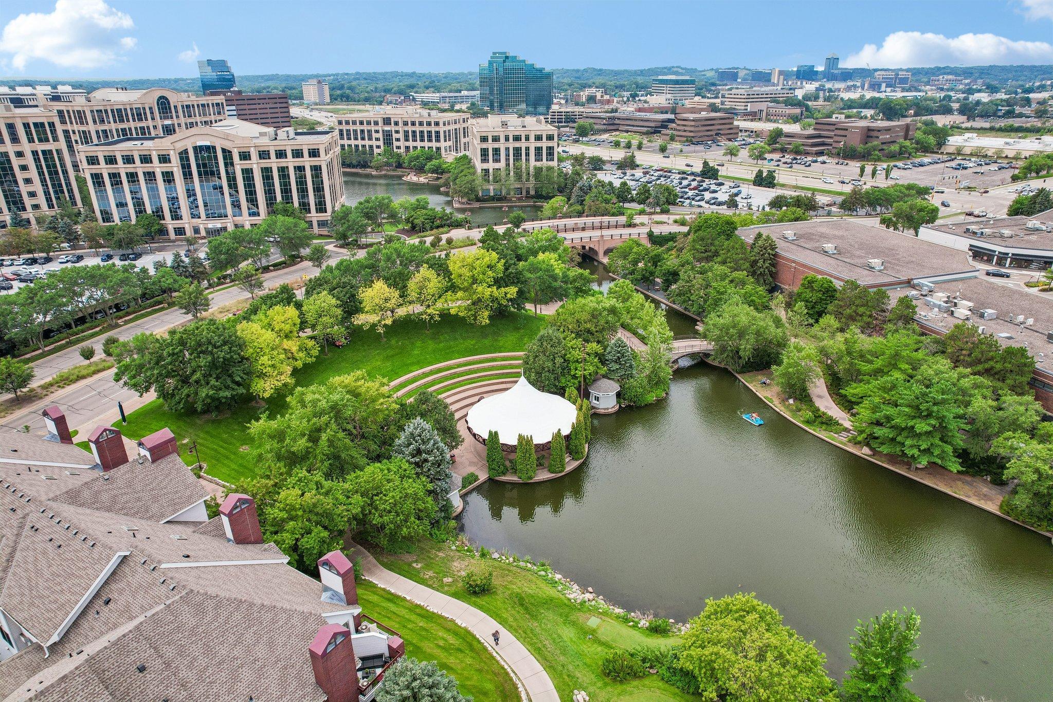 View of Residential at 7520 Edinborough Way #2304, Edina MN 55435, Edina (29 of 31) - Mike Wilen | Minnesota Team Real Estate