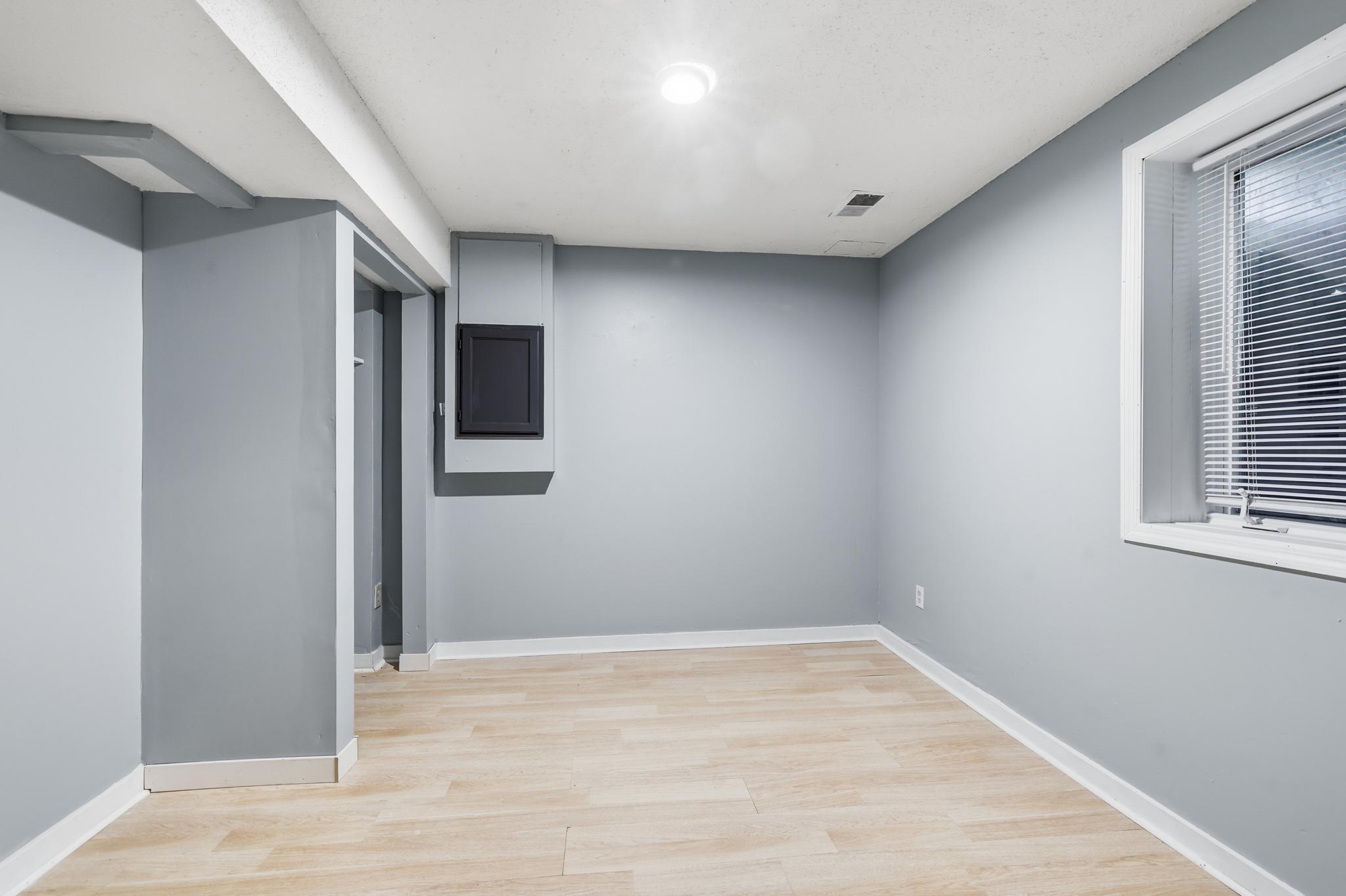 View of Residential at 2613 Emerson Avenue, Minneapolis MN 55411, Minneapolis (14 of 26) - Mike Wilen | Minnesota Team Real Estate