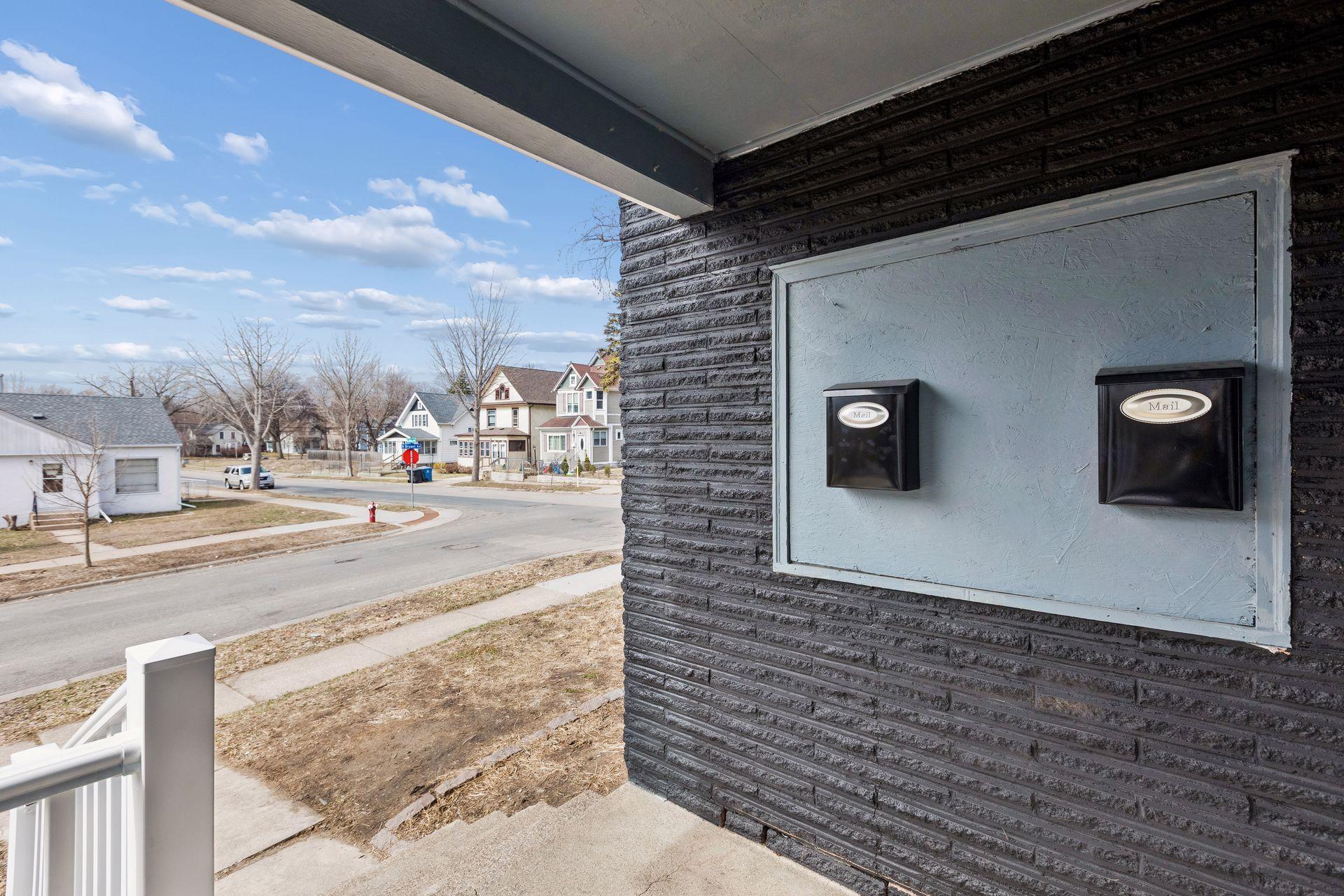 View of Residential Income at 2326 Bryant Avenue, Minneapolis MN 55411, Minneapolis (5 of 46) - Mike Wilen | Minnesota Team Real Estate