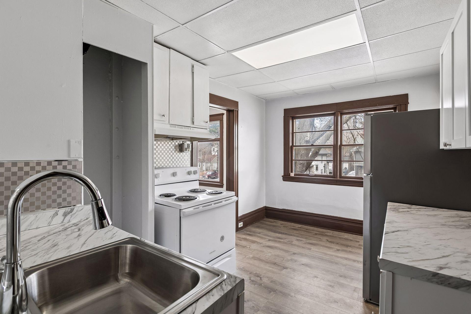 View of Residential Income at 2326 Bryant Avenue, Minneapolis MN 55411, Minneapolis (14 of 46) - Mike Wilen | Minnesota Team Real Estate