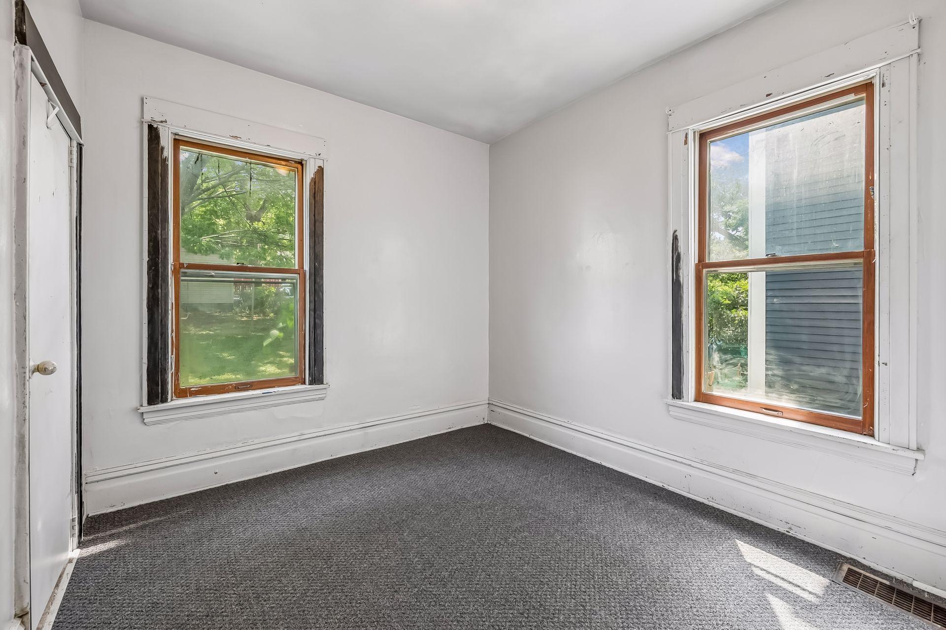 View of Residential Income at 2326 Bryant Avenue, Minneapolis MN 55411, Minneapolis (37 of 46) - Mike Wilen | Minnesota Team Real Estate
