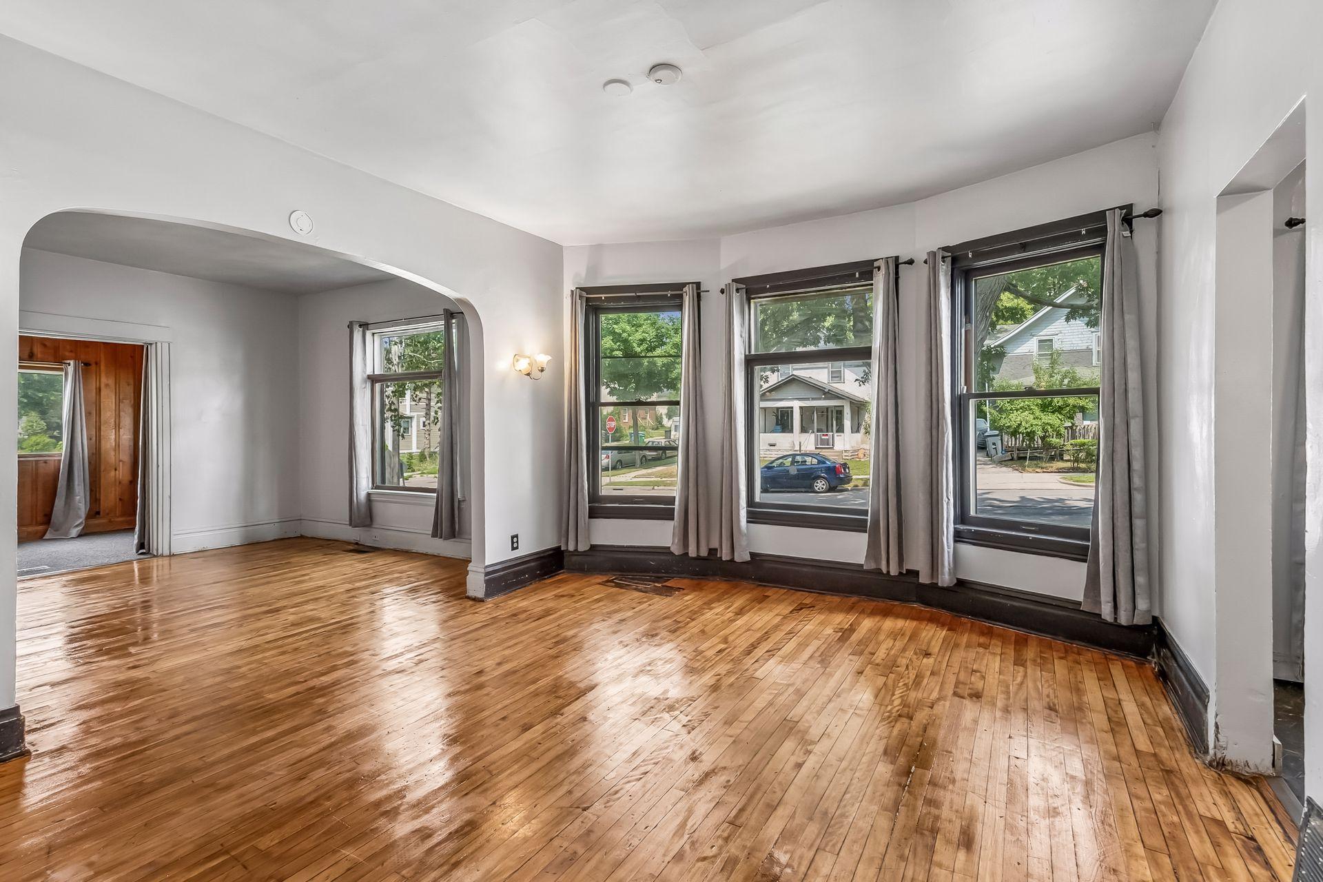 View of Residential Income at 2326 Bryant Avenue, Minneapolis MN 55411, Minneapolis (32 of 46) - Mike Wilen | Minnesota Team Real Estate