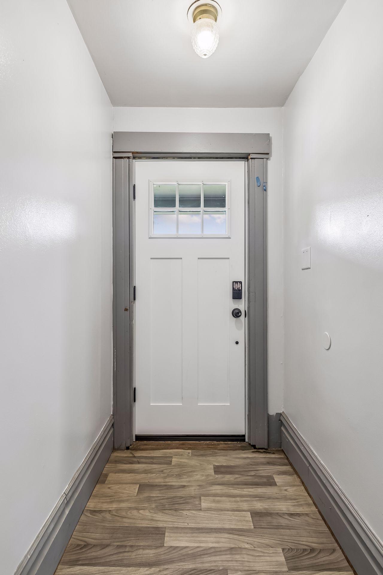 View of Residential Income at 2326 Bryant Avenue, Minneapolis MN 55411, Minneapolis (27 of 46) - Mike Wilen | Minnesota Team Real Estate