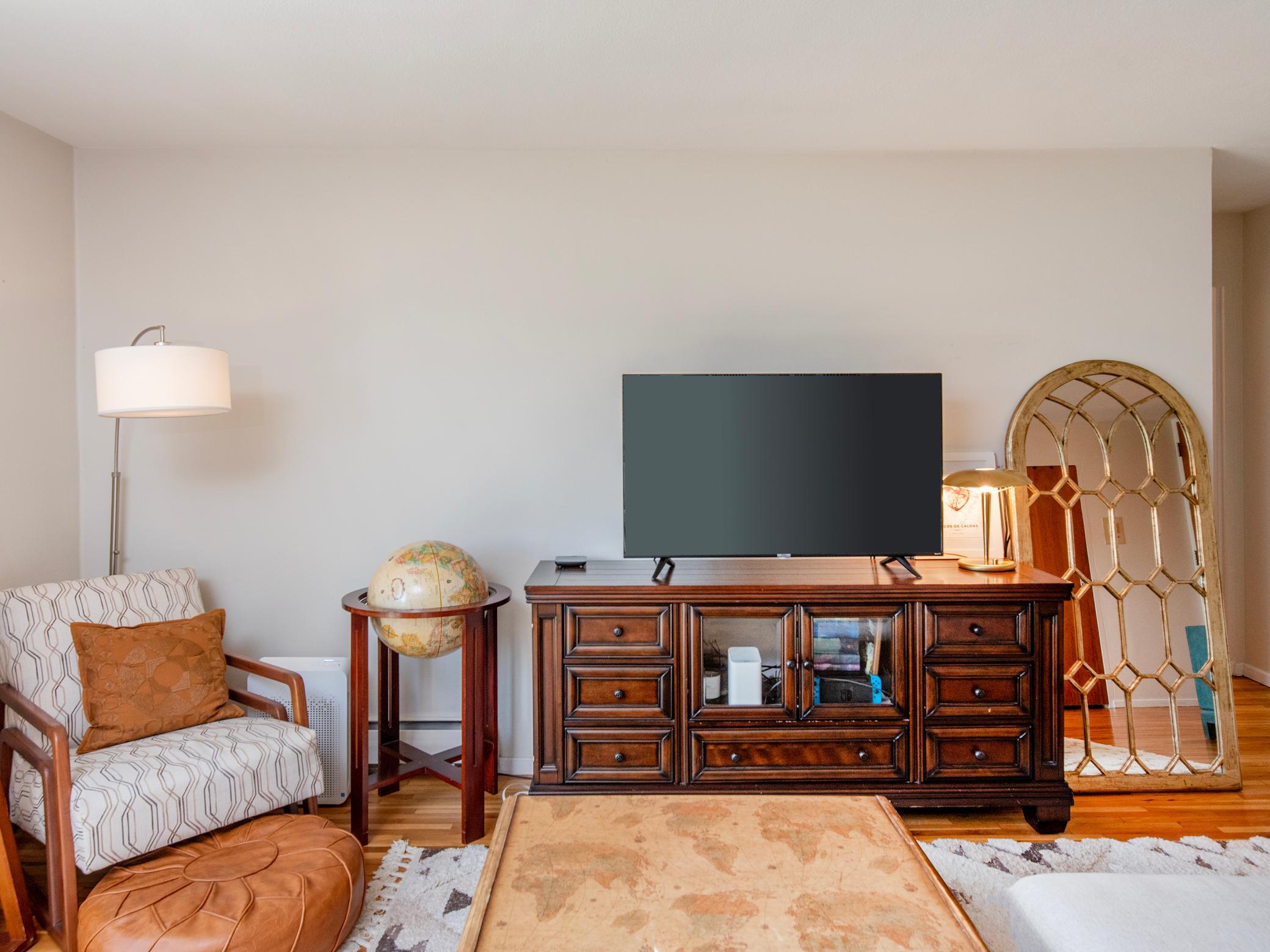 View of Residential at 2928 Dean Parkway #4B, Minneapolis MN 55416, Minneapolis (11 of 42) - Mike Wilen | Minnesota Team Real Estate