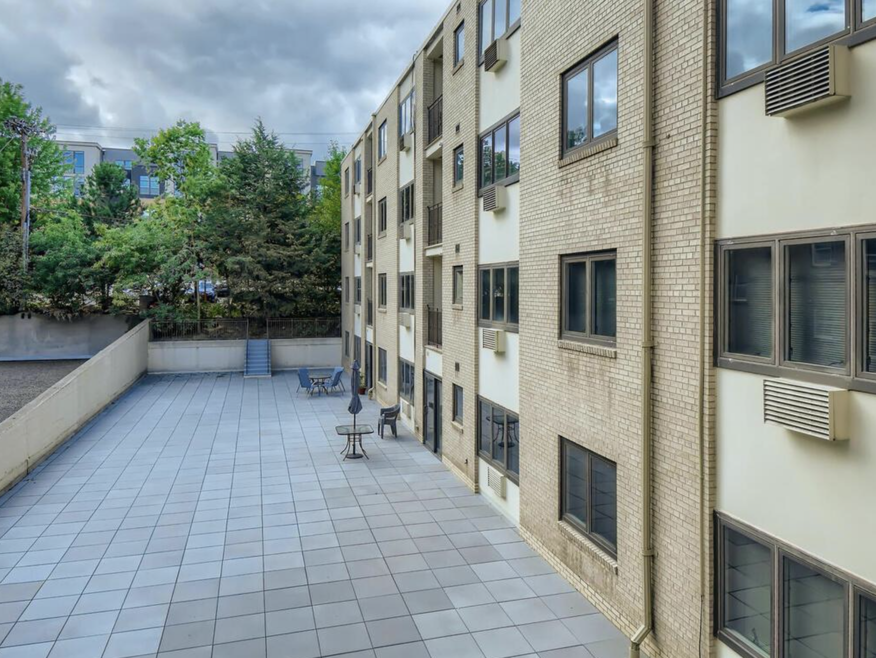 View of Residential at 2928 Dean Parkway #4B, Minneapolis MN 55416, Minneapolis (32 of 42) - Mike Wilen | Minnesota Team Real Estate