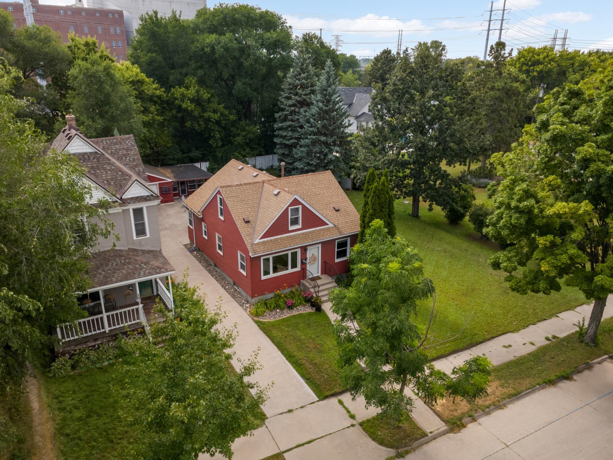View of Residential at 2914 Randolph Street, Minneapolis MN 55418, Minneapolis (24 of 32) - Mike Wilen | Minnesota Team Real Estate