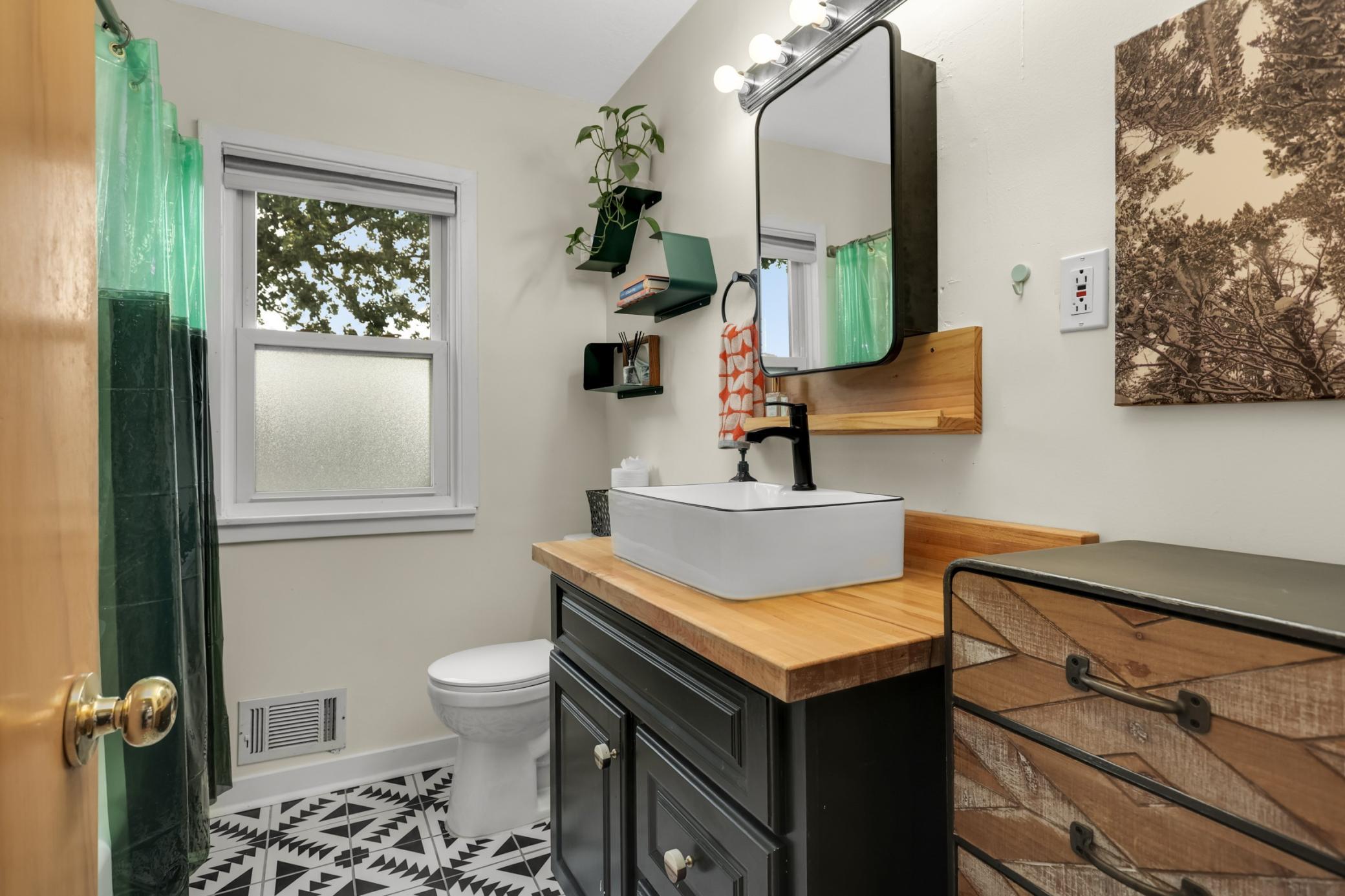 View of Residential at 2914 Randolph Street, Minneapolis MN 55418, Minneapolis (11 of 32) - Mike Wilen | Minnesota Team Real Estate