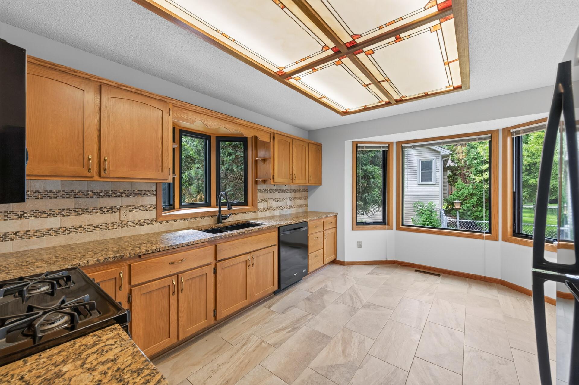 View of Residential at 7238 Taffy Way, Eden Prairie MN 55346, Eden Prairie (4 of 41) - Mike Wilen | Minnesota Team Real Estate
