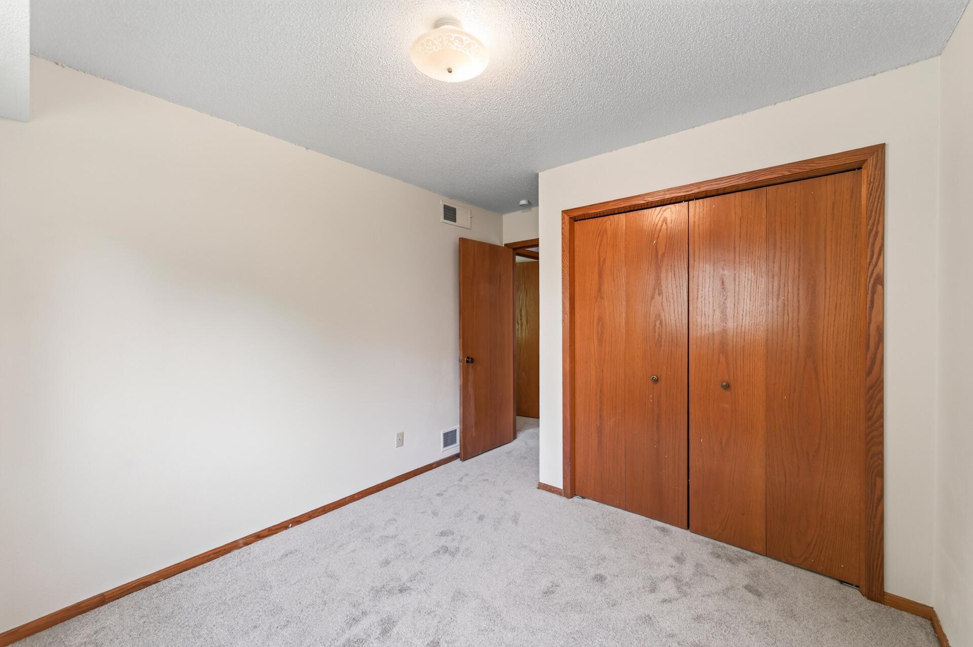 View of Residential at 7238 Taffy Way, Eden Prairie MN 55346, Eden Prairie (31 of 41) - Mike Wilen | Minnesota Team Real Estate