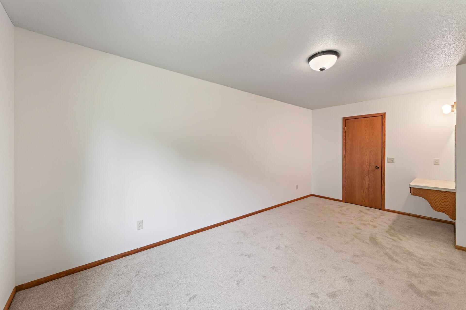 View of Residential at 7238 Taffy Way, Eden Prairie MN 55346, Eden Prairie (16 of 41) - Mike Wilen | Minnesota Team Real Estate