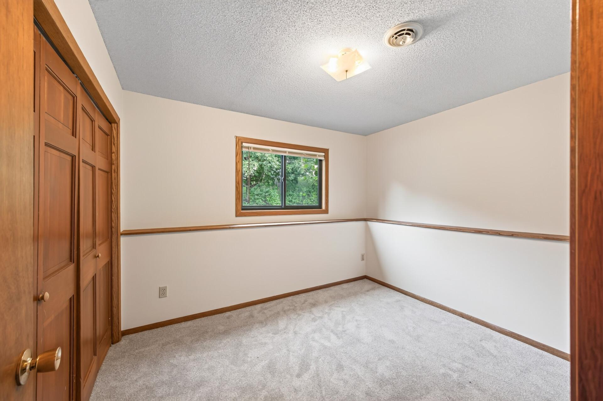 View of Residential at 7238 Taffy Way, Eden Prairie MN 55346, Eden Prairie (30 of 41) - Mike Wilen | Minnesota Team Real Estate
