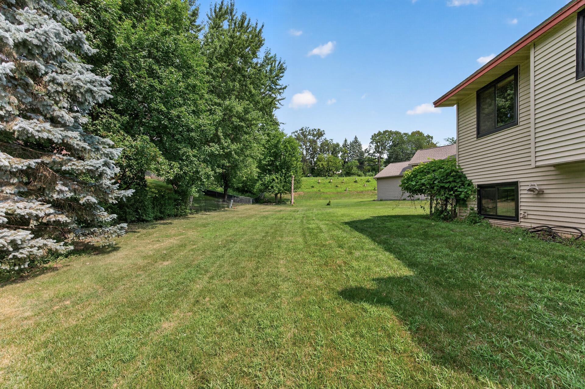 View of Residential at 7238 Taffy Way, Eden Prairie MN 55346, Eden Prairie (36 of 41) - Mike Wilen | Minnesota Team Real Estate