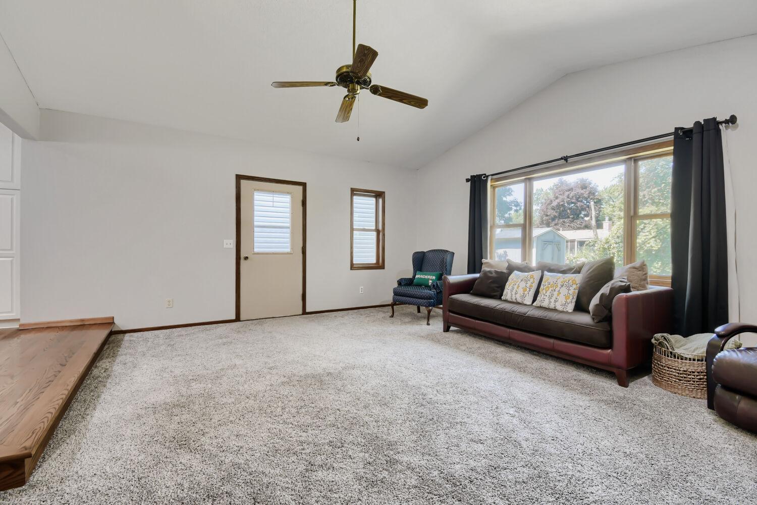 View of Residential at 10439 Thrush Street, Coon Rapids MN 55433, Coon Rapids (6 of 37) - Mike Wilen | Minnesota Team Real Estate