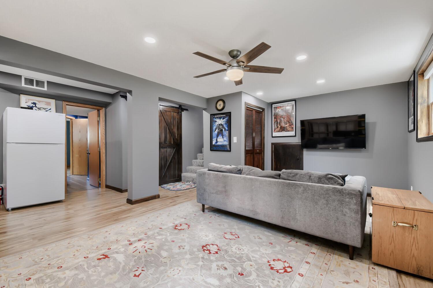 View of Residential at 10439 Thrush Street, Coon Rapids MN 55433, Coon Rapids (19 of 37) - Mike Wilen | Minnesota Team Real Estate