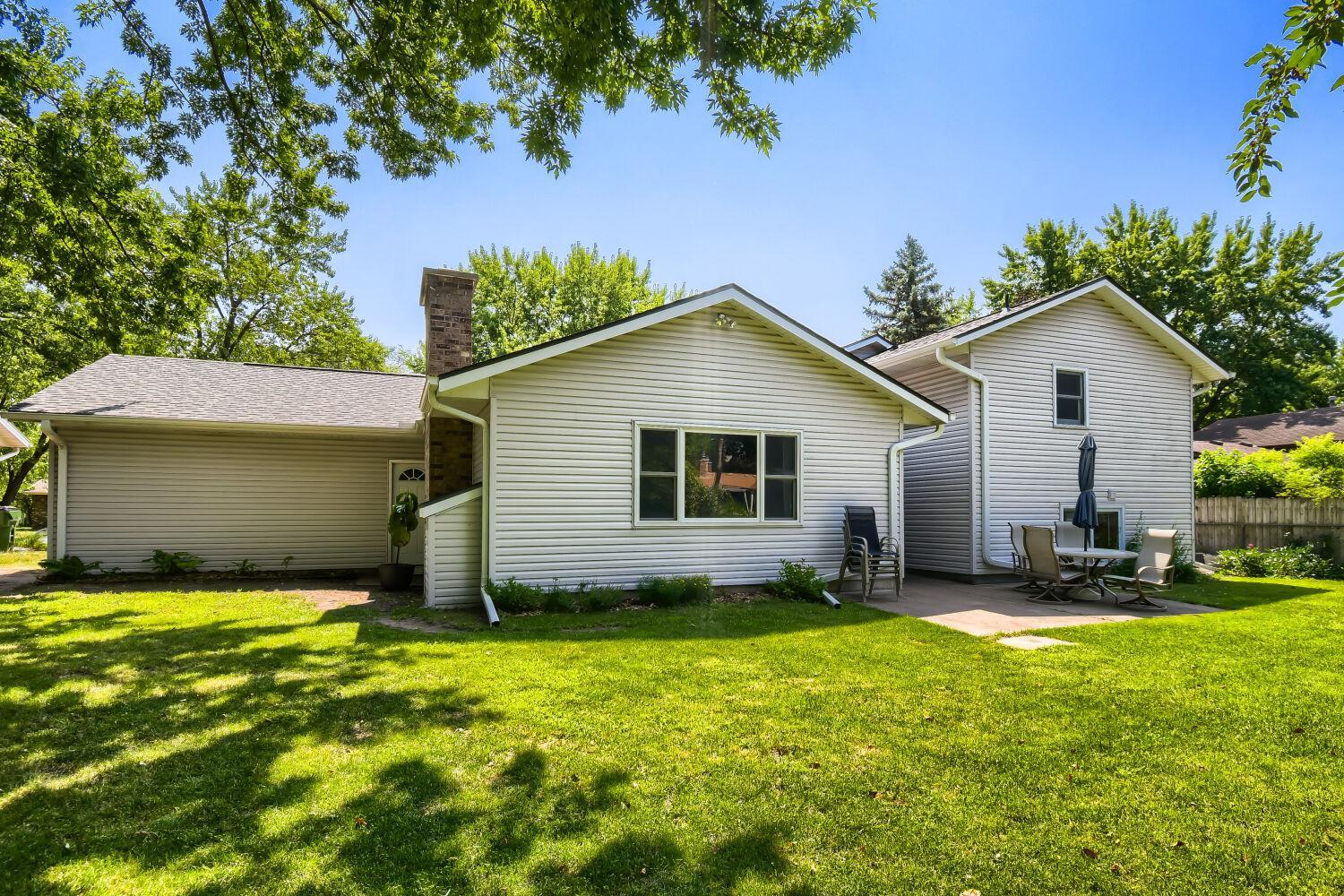 View of Residential at 10439 Thrush Street, Coon Rapids MN 55433, Coon Rapids (27 of 37) - Mike Wilen | Minnesota Team Real Estate