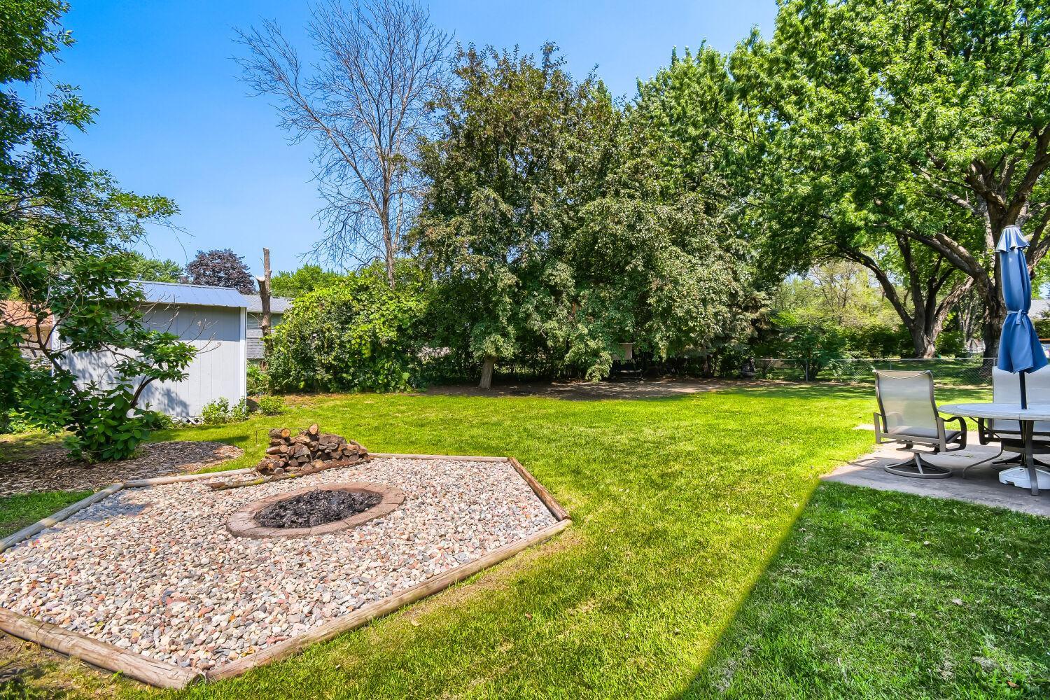 View of Residential at 10439 Thrush Street, Coon Rapids MN 55433, Coon Rapids (29 of 37) - Mike Wilen | Minnesota Team Real Estate