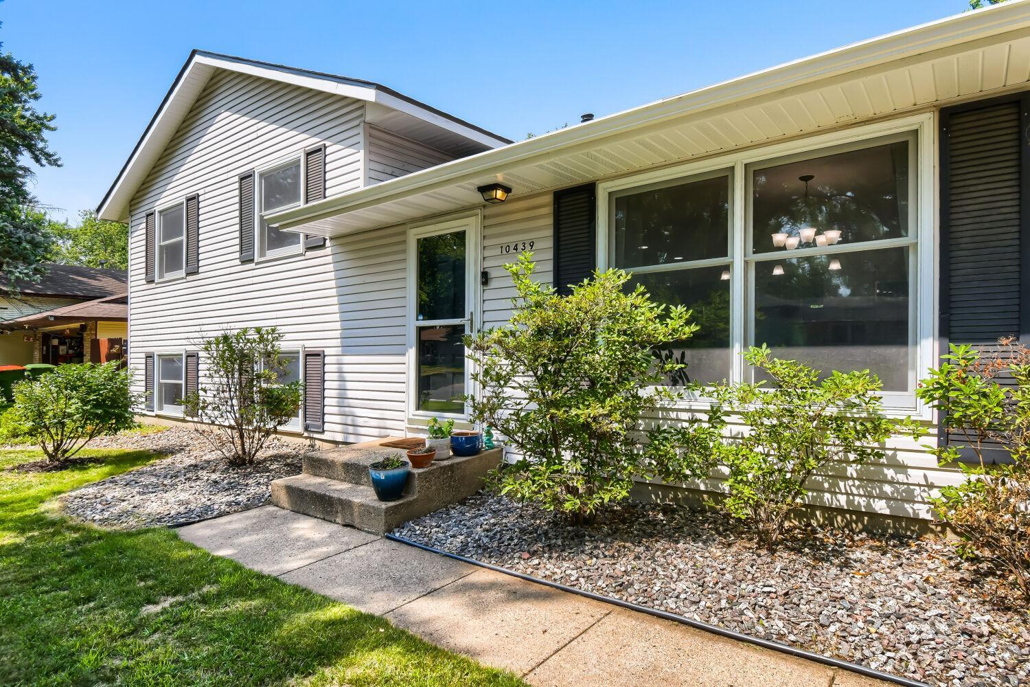 View of Residential at 10439 Thrush Street, Coon Rapids MN 55433, Coon Rapids (25 of 37) - Mike Wilen | Minnesota Team Real Estate