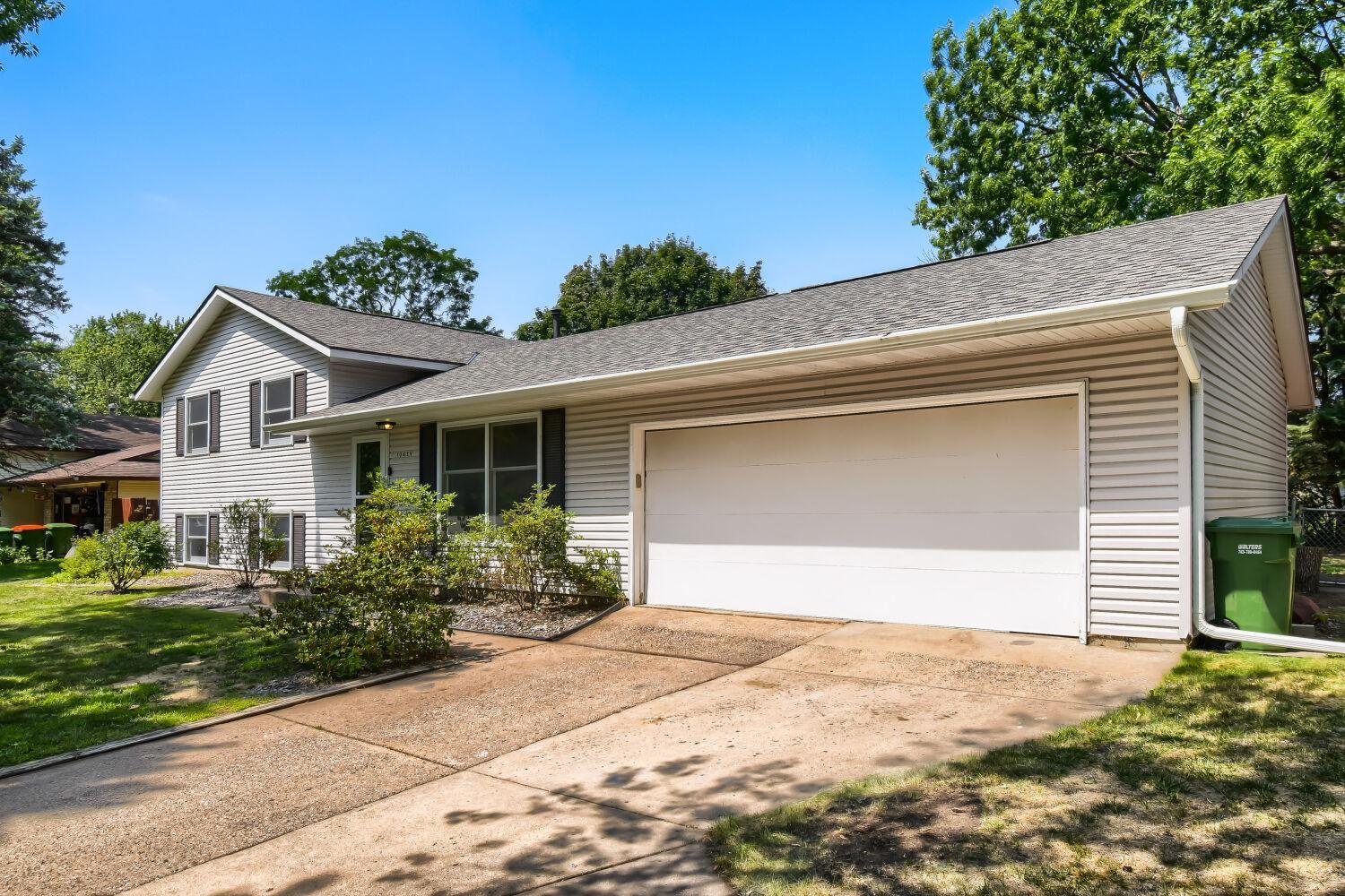 View of Residential at 10439 Thrush Street, Coon Rapids MN 55433, Coon Rapids (24 of 37) - Mike Wilen | Minnesota Team Real Estate