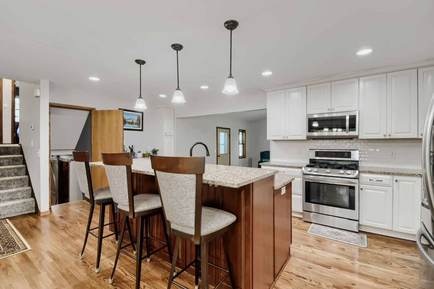 View of Residential at 10439 Thrush Street, Coon Rapids MN 55433, Coon Rapids (3 of 37) - Mike Wilen | Minnesota Team Real Estate