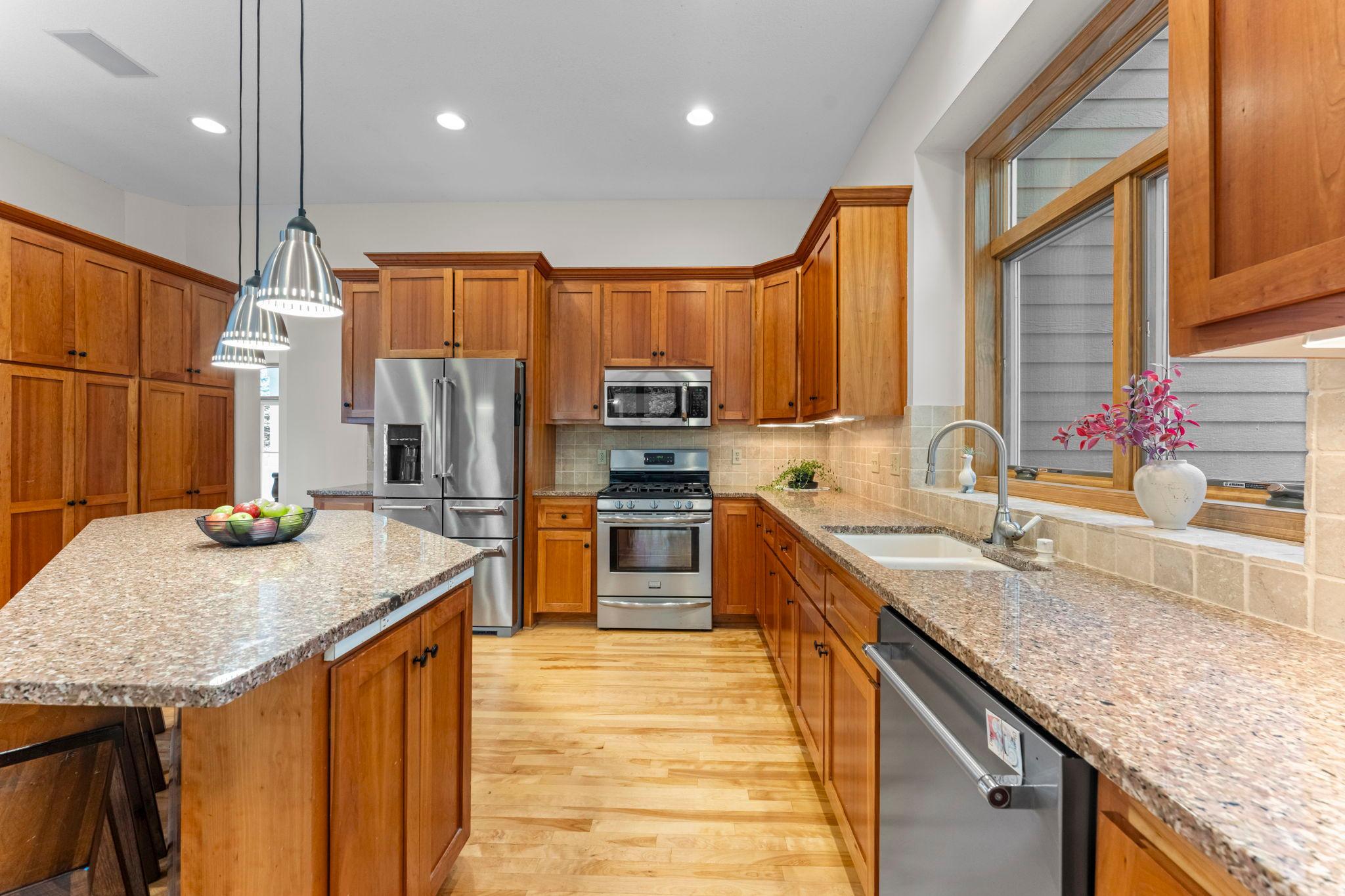 View of Residential at 18004 Jacquard Path, Lakeville MN 55044, Lakeville (16 of 56) - Mike Wilen | Minnesota Team Real Estate