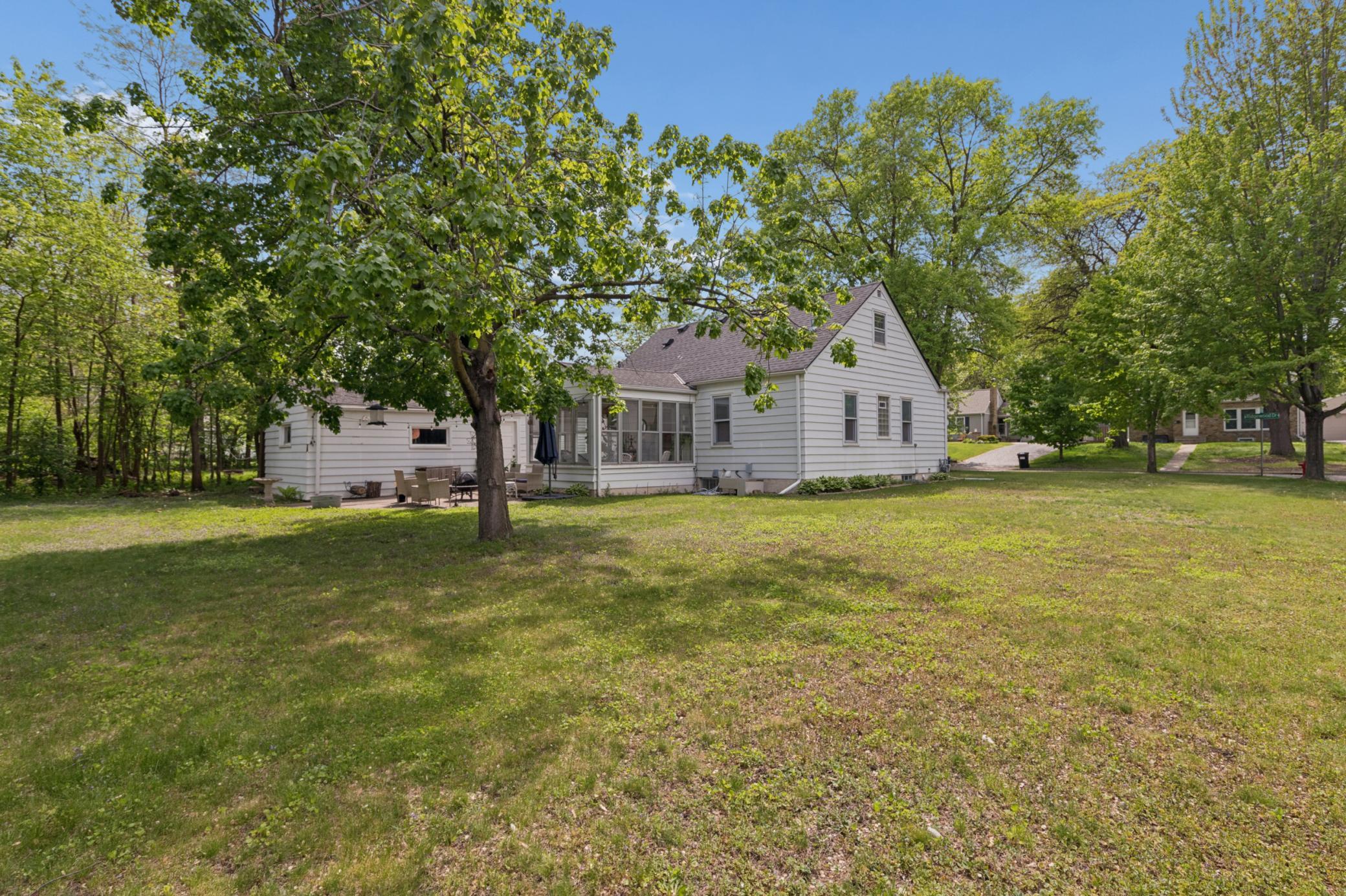 View of Residential at 133 Ridgewood Drive, Hopkins MN 55343, Hopkins (20 of 21) - Mike Wilen | Minnesota Team Real Estate