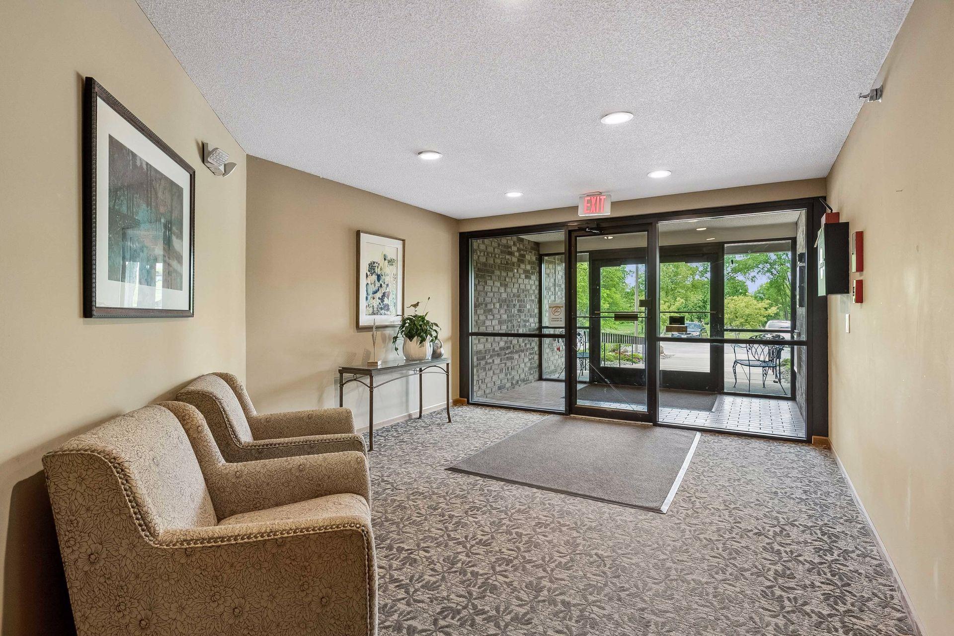 View of Residential at 3801 98th Street #209, Bloomington MN 55431, Bloomington (31 of 34) - Mike Wilen | Minnesota Team Real Estate