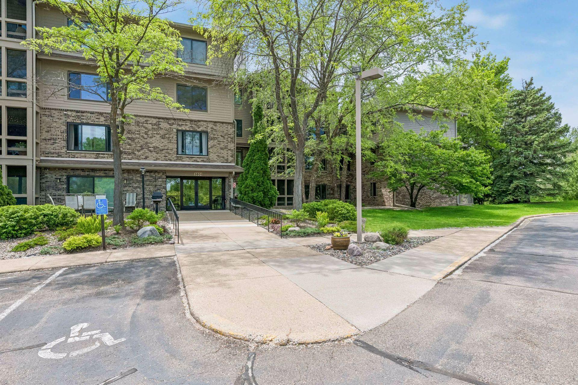 View of Residential at 3801 98th Street #209, Bloomington MN 55431, Bloomington (29 of 34) - Mike Wilen | Minnesota Team Real Estate