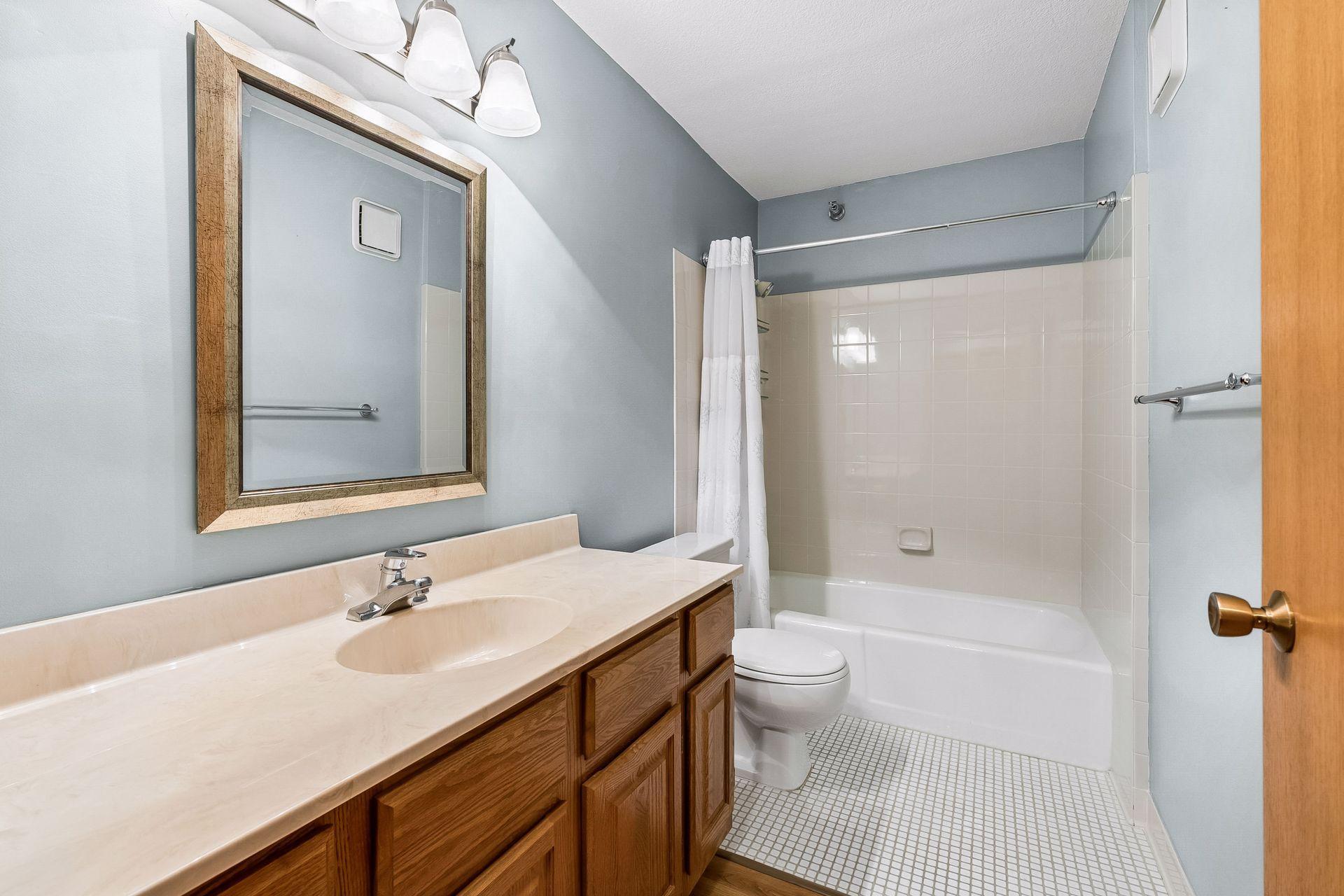 View of Residential at 3801 98th Street #209, Bloomington MN 55431, Bloomington (26 of 34) - Mike Wilen | Minnesota Team Real Estate