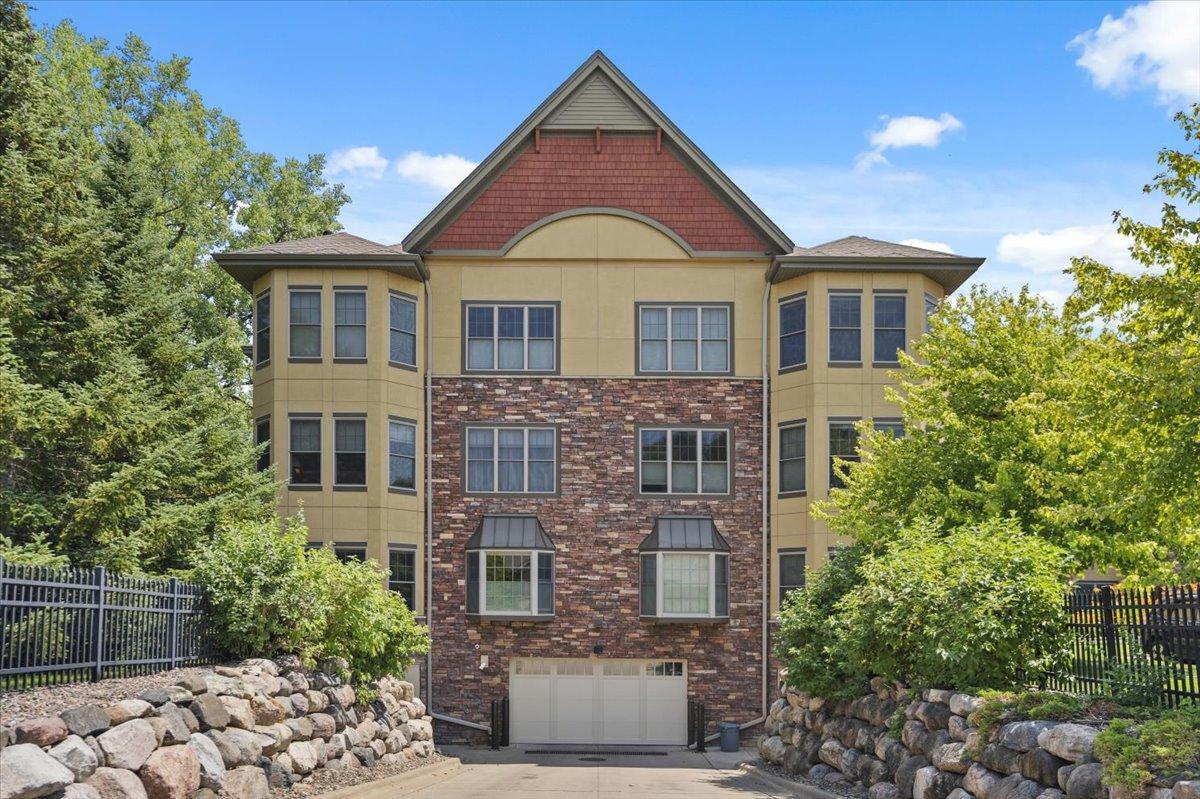 View of Residential at 1940 Fulham Street #207, Roseville MN 55113, Roseville (37 of 48) - Mike Wilen | Minnesota Team Real Estate