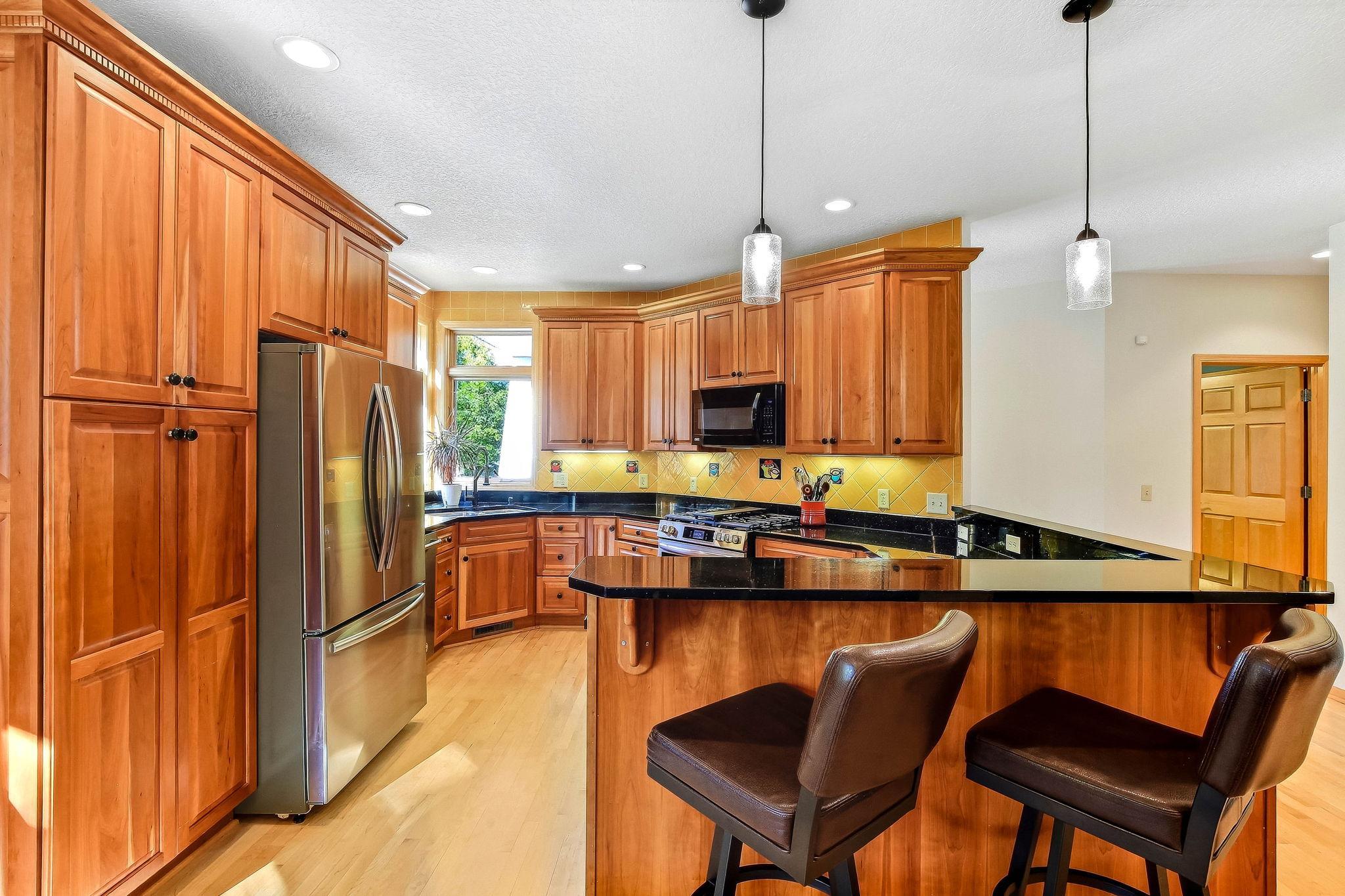 View of Residential at 14802 Margaret Place, Minnetonka MN 55345, Minnetonka (18 of 37) - Mike Wilen | Minnesota Team Real Estate