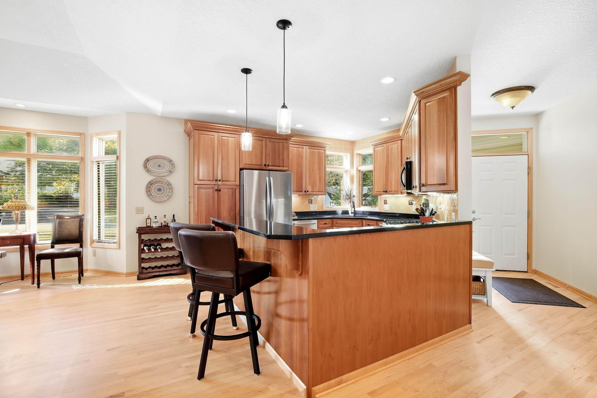 View of Residential at 14802 Margaret Place, Minnetonka MN 55345, Minnetonka (17 of 37) - Mike Wilen | Minnesota Team Real Estate