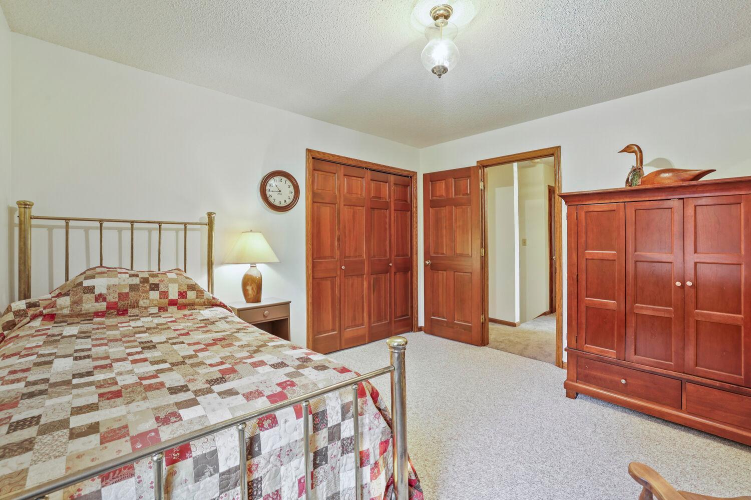View of Residential at 9905 Brent Avenue, Inver Grove Heights MN 55077, Inver Grove Heights (23 of 33) - Mike Wilen | Minnesota Team Real Estate