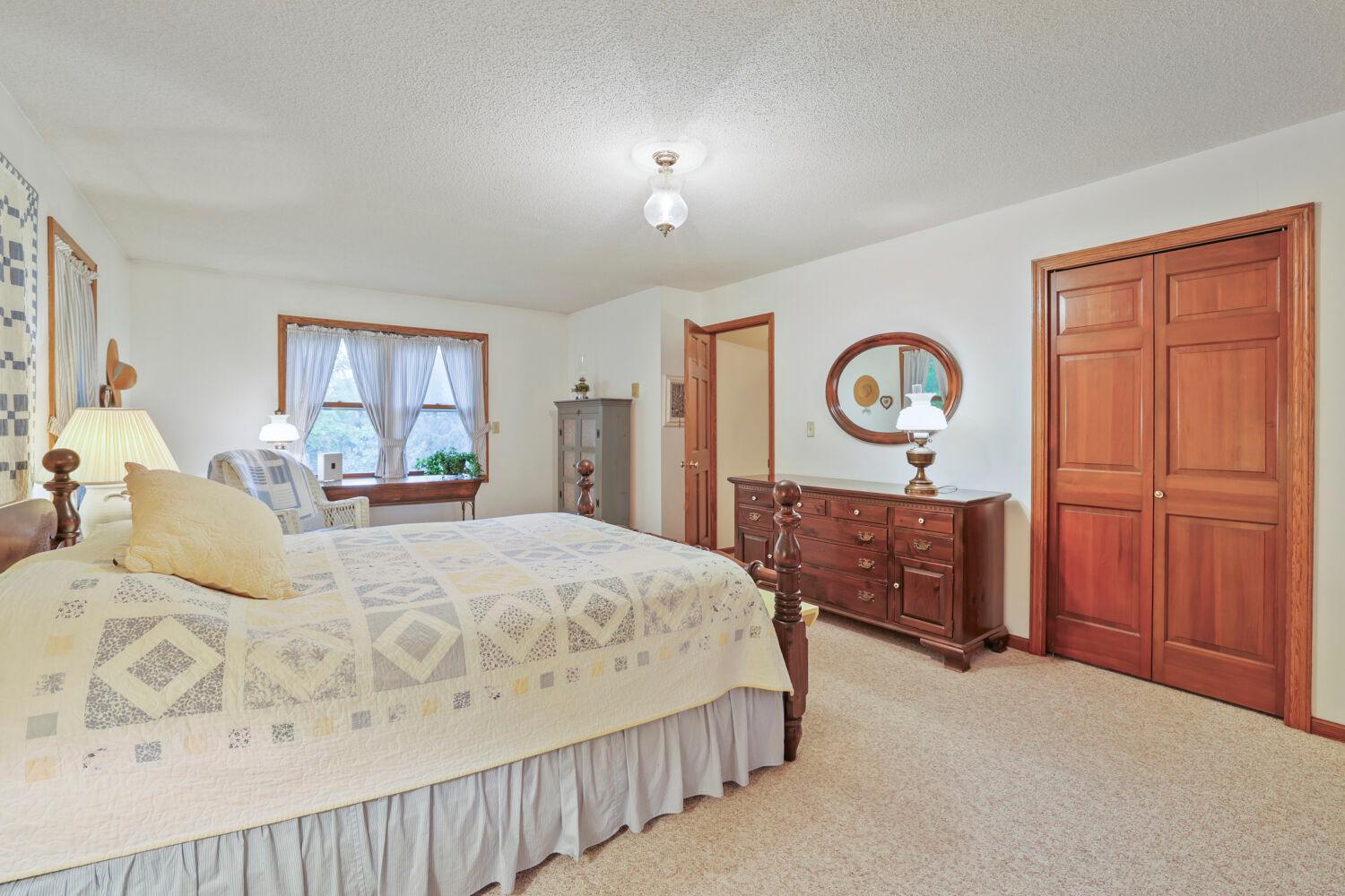 View of Residential at 9905 Brent Avenue, Inver Grove Heights MN 55077, Inver Grove Heights (18 of 33) - Mike Wilen | Minnesota Team Real Estate