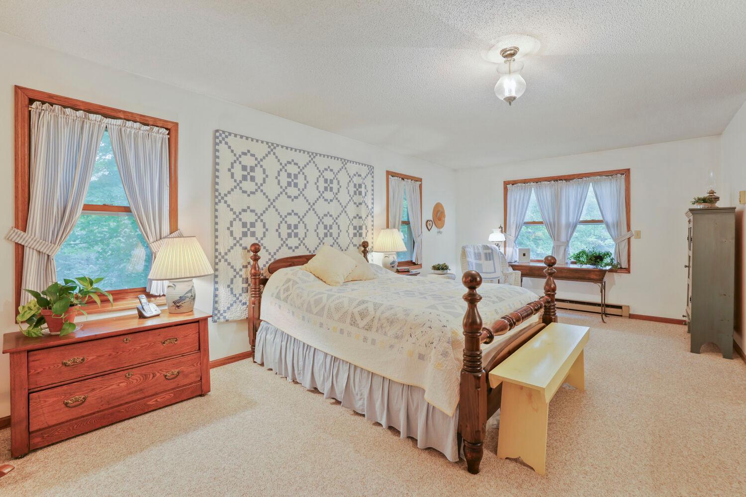 View of Residential at 9905 Brent Avenue, Inver Grove Heights MN 55077, Inver Grove Heights (17 of 33) - Mike Wilen | Minnesota Team Real Estate