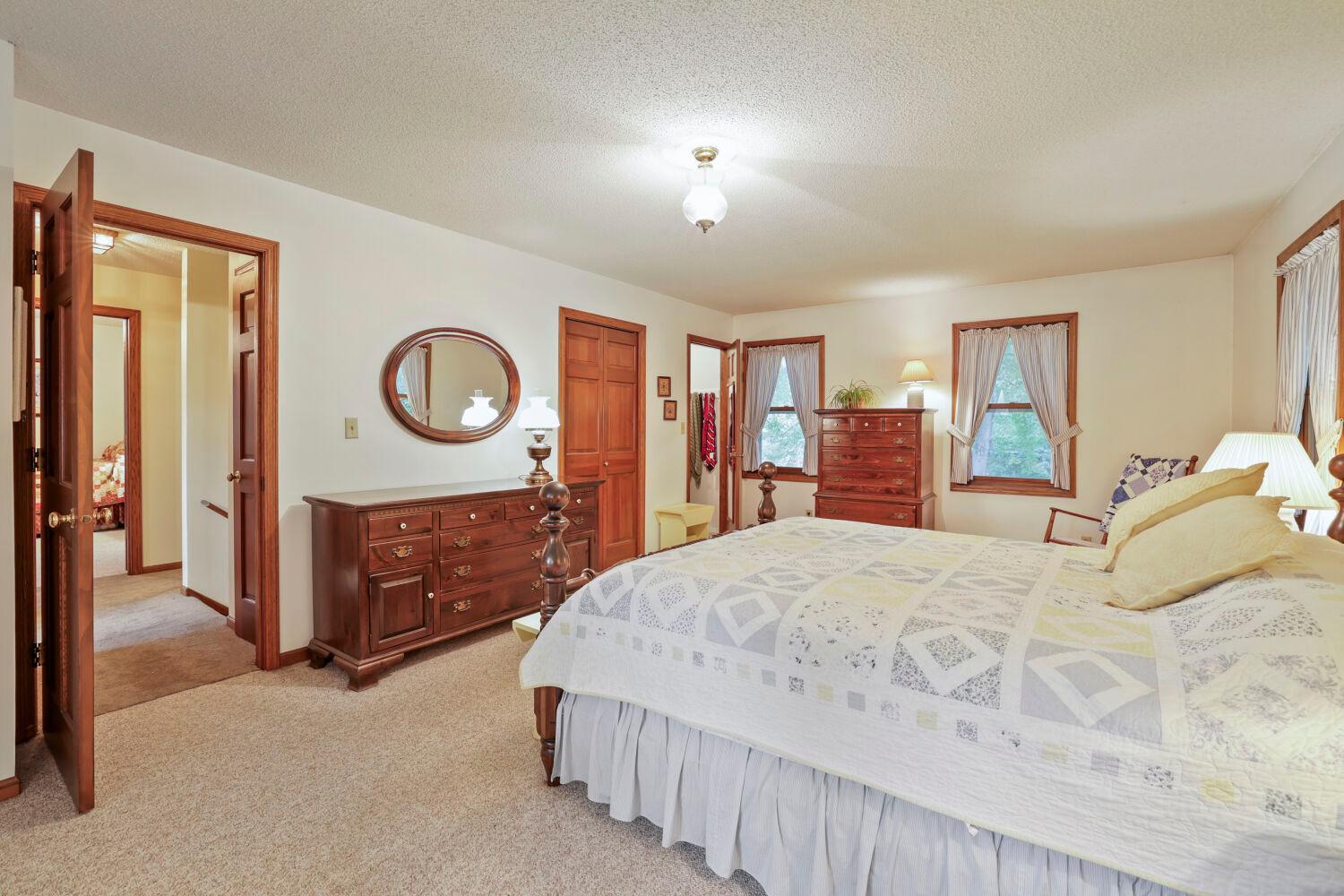 View of Residential at 9905 Brent Avenue, Inver Grove Heights MN 55077, Inver Grove Heights (12 of 33) - Mike Wilen | Minnesota Team Real Estate