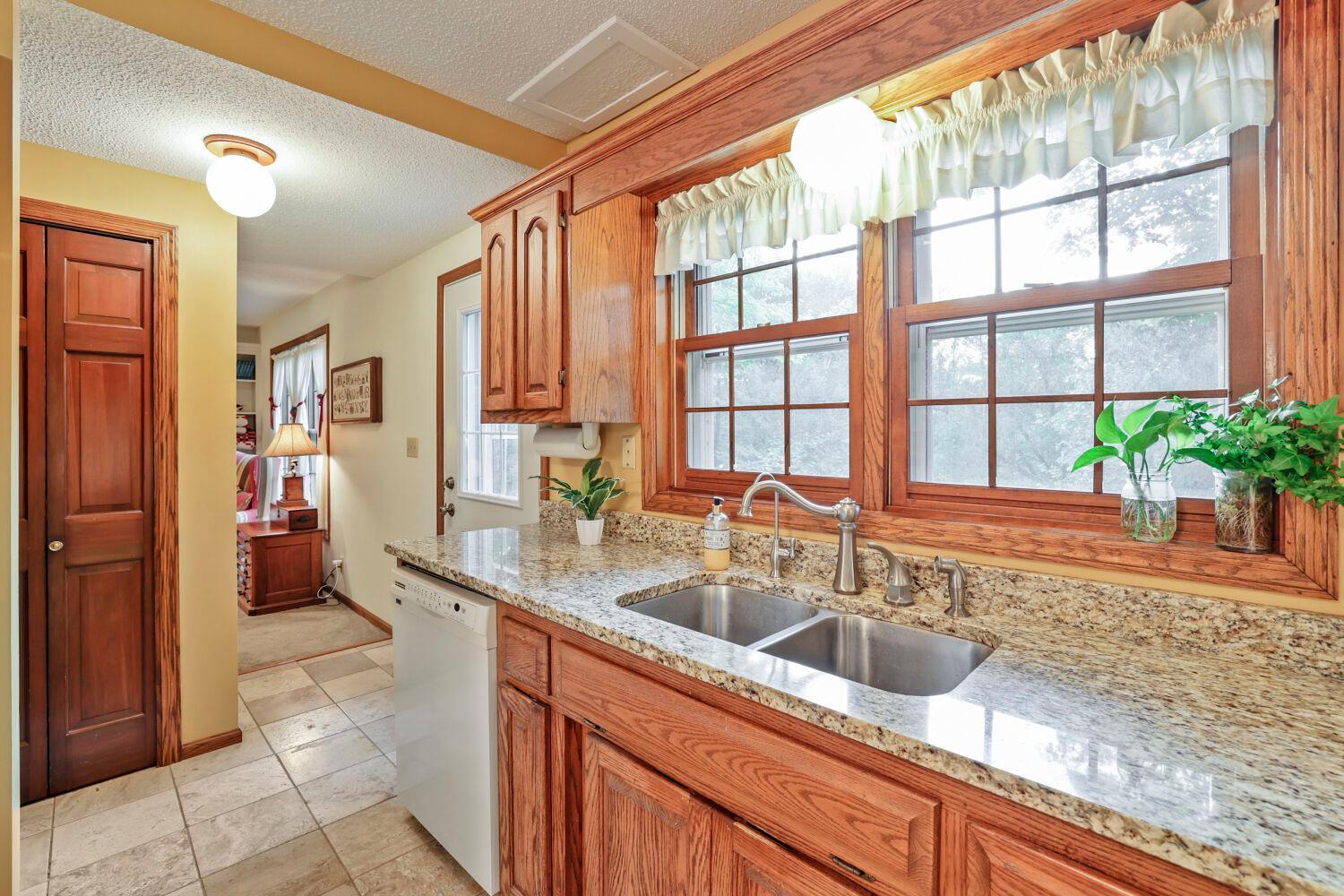 View of Residential at 9905 Brent Avenue, Inver Grove Heights MN 55077, Inver Grove Heights (3 of 33) - Mike Wilen | Minnesota Team Real Estate