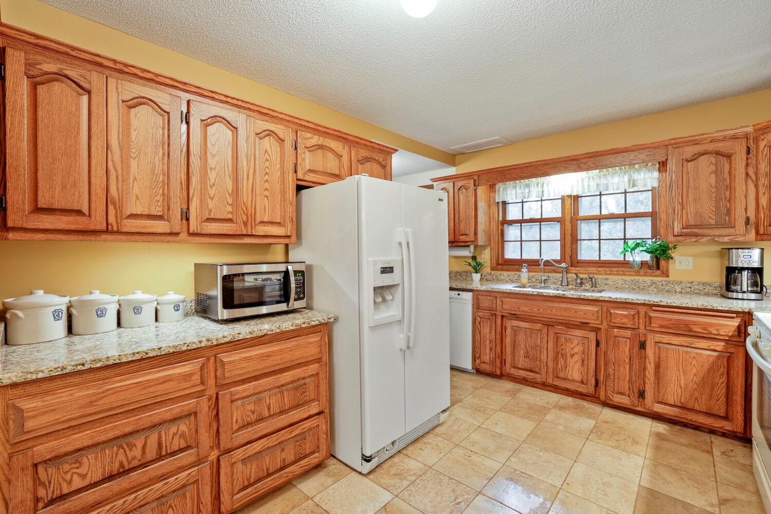 View of Residential at 9905 Brent Avenue, Inver Grove Heights MN 55077, Inver Grove Heights (11 of 33) - Mike Wilen | Minnesota Team Real Estate