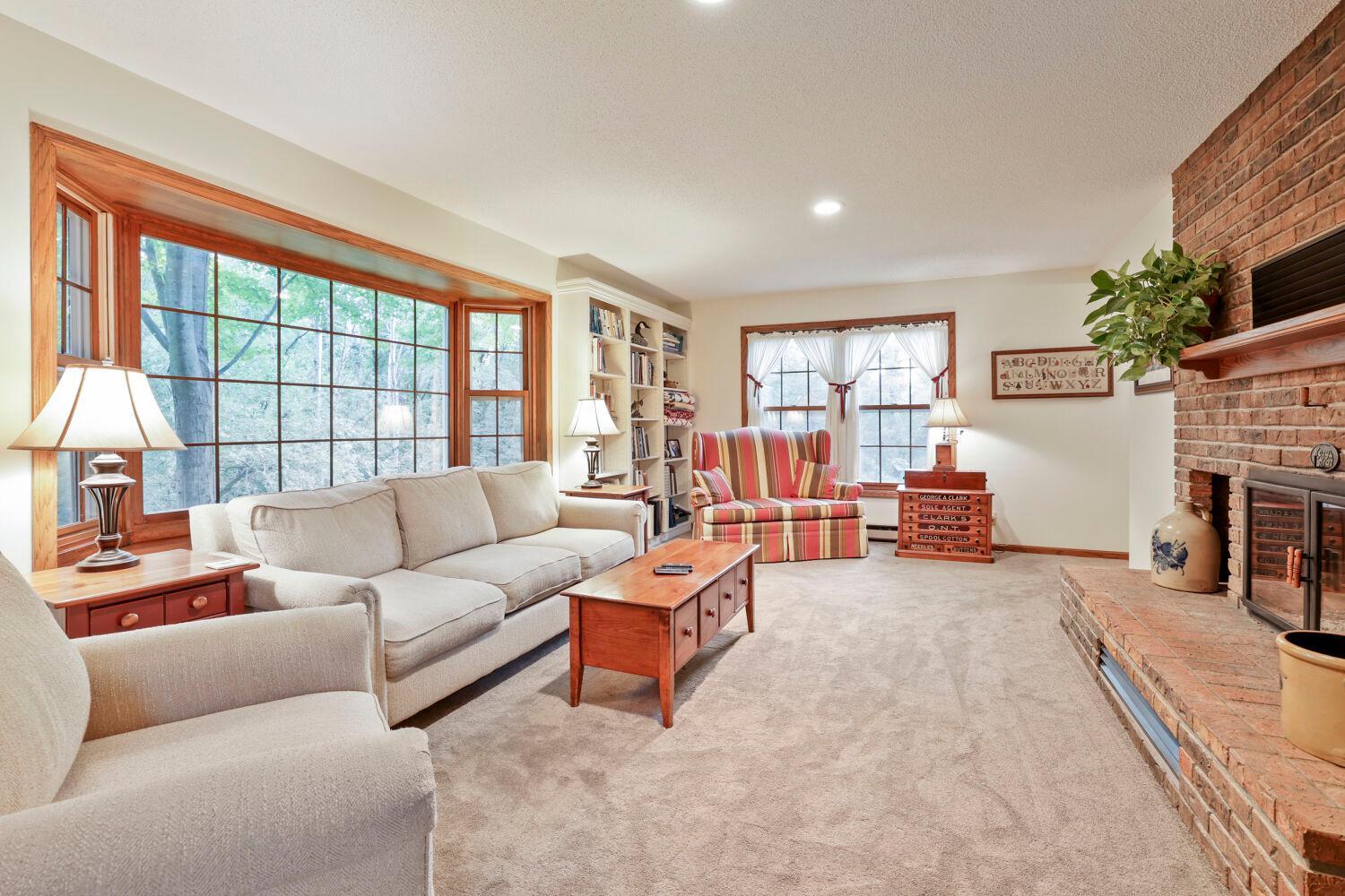 View of Residential at 9905 Brent Avenue, Inver Grove Heights MN 55077, Inver Grove Heights (9 of 33) - Mike Wilen | Minnesota Team Real Estate