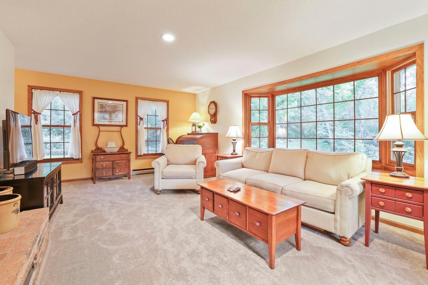 View of Residential at 9905 Brent Avenue, Inver Grove Heights MN 55077, Inver Grove Heights (4 of 33) - Mike Wilen | Minnesota Team Real Estate