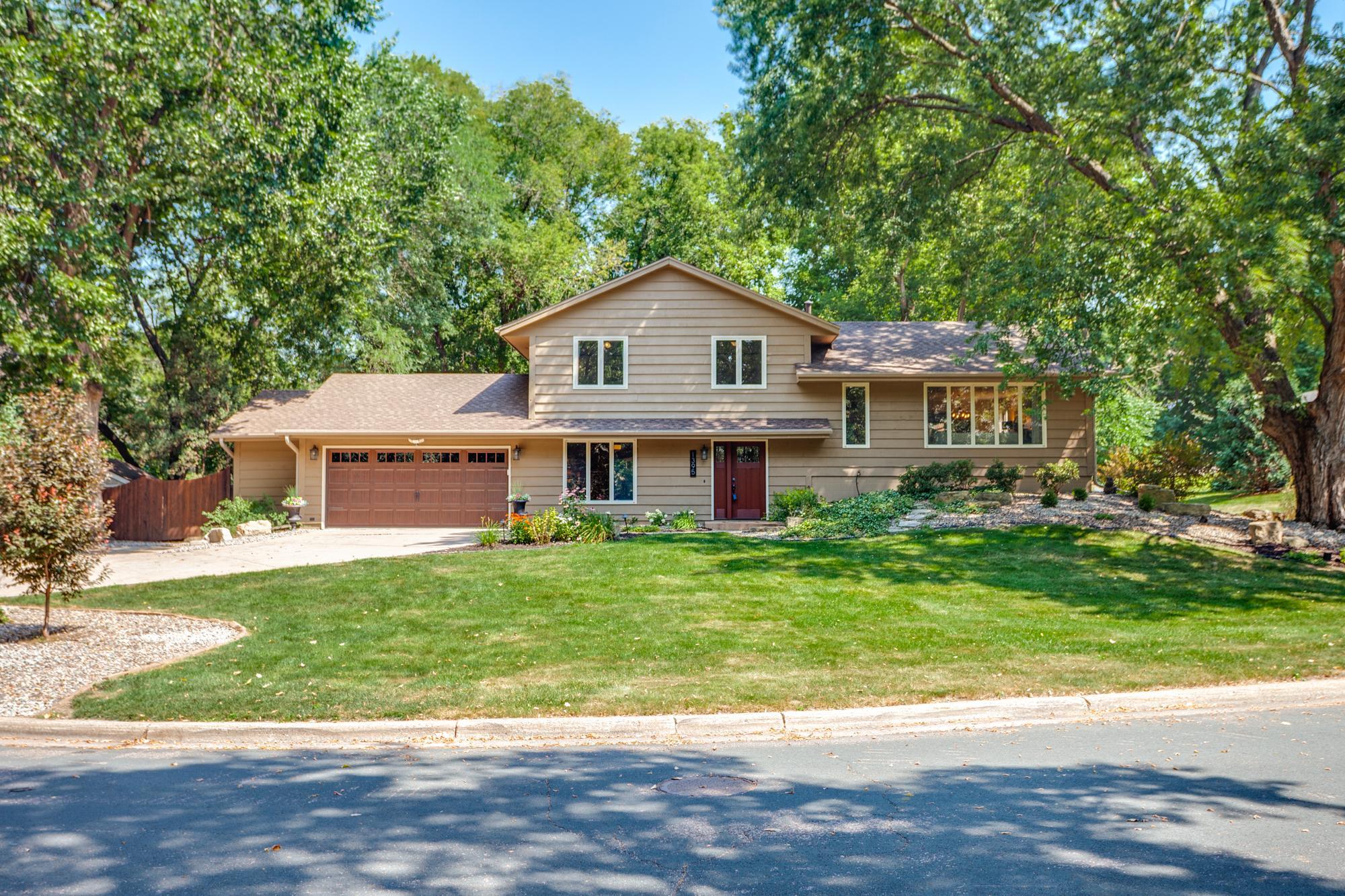 View of Residential at 1395 Farmdale Road, Mendota Heights MN 55118, Mendota Heights (70 of 70) - Mike Wilen | Minnesota Team Real Estate
