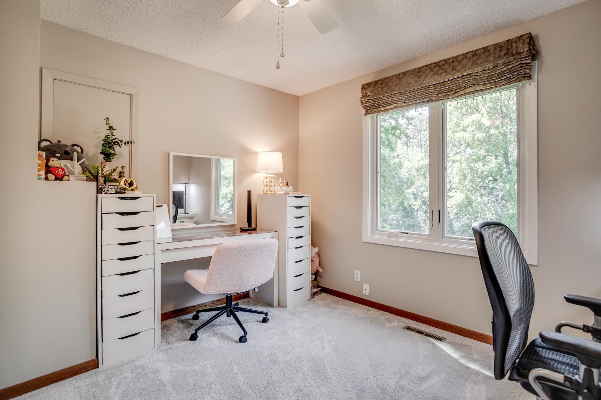 View of Residential at 1395 Farmdale Road, Mendota Heights MN 55118, Mendota Heights (34 of 70) - Mike Wilen | Minnesota Team Real Estate