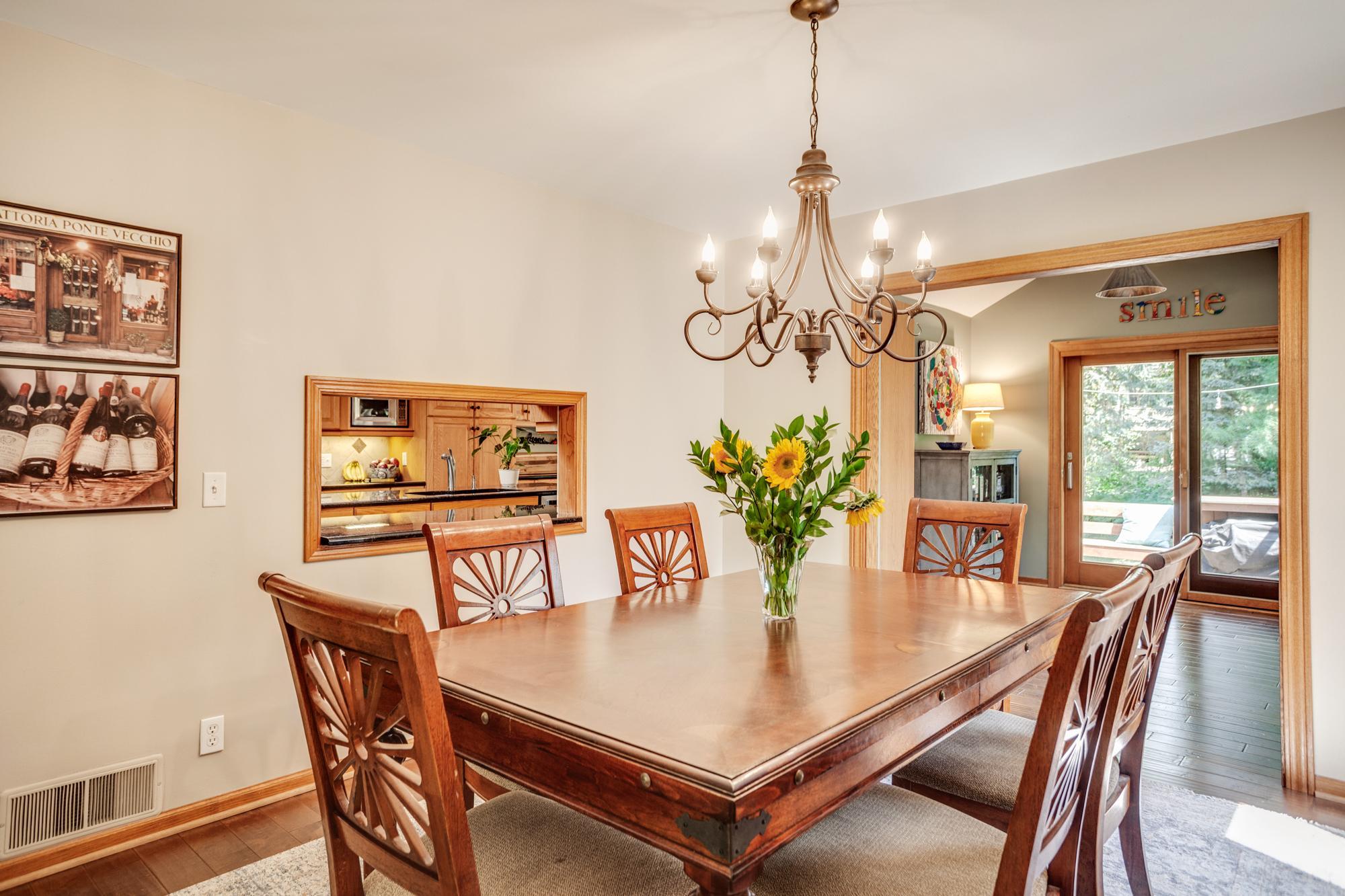 View of Residential at 1395 Farmdale Road, Mendota Heights MN 55118, Mendota Heights (11 of 70) - Mike Wilen | Minnesota Team Real Estate