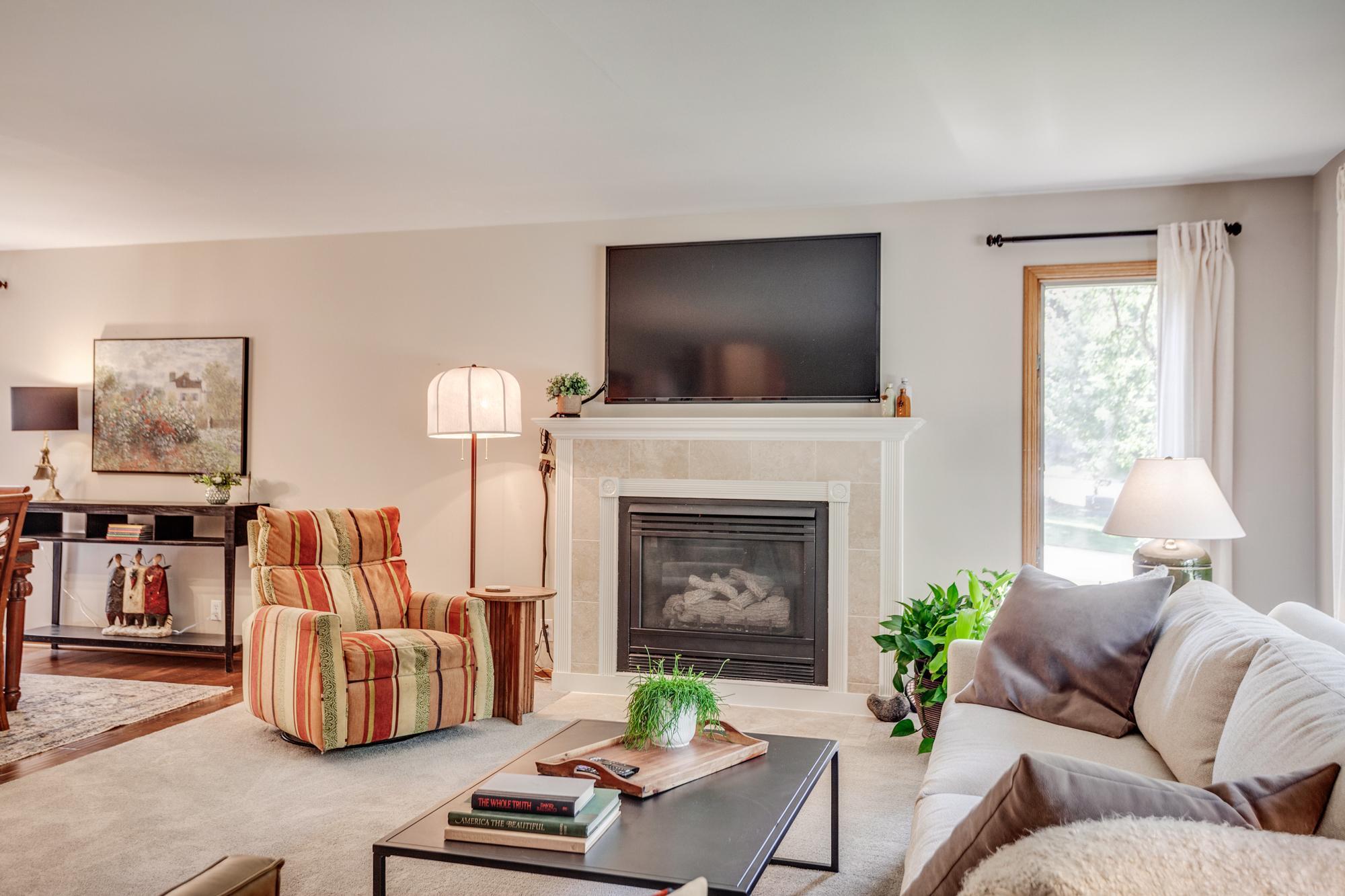 View of Residential at 1395 Farmdale Road, Mendota Heights MN 55118, Mendota Heights (6 of 70) - Mike Wilen | Minnesota Team Real Estate