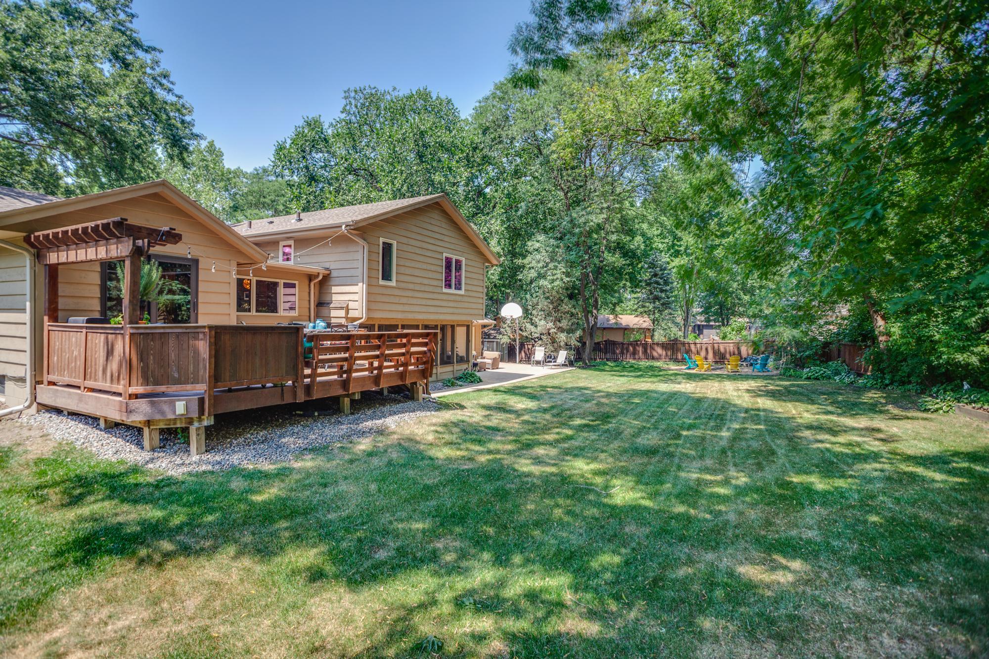 View of Residential at 1395 Farmdale Road, Mendota Heights MN 55118, Mendota Heights (67 of 70) - Mike Wilen | Minnesota Team Real Estate