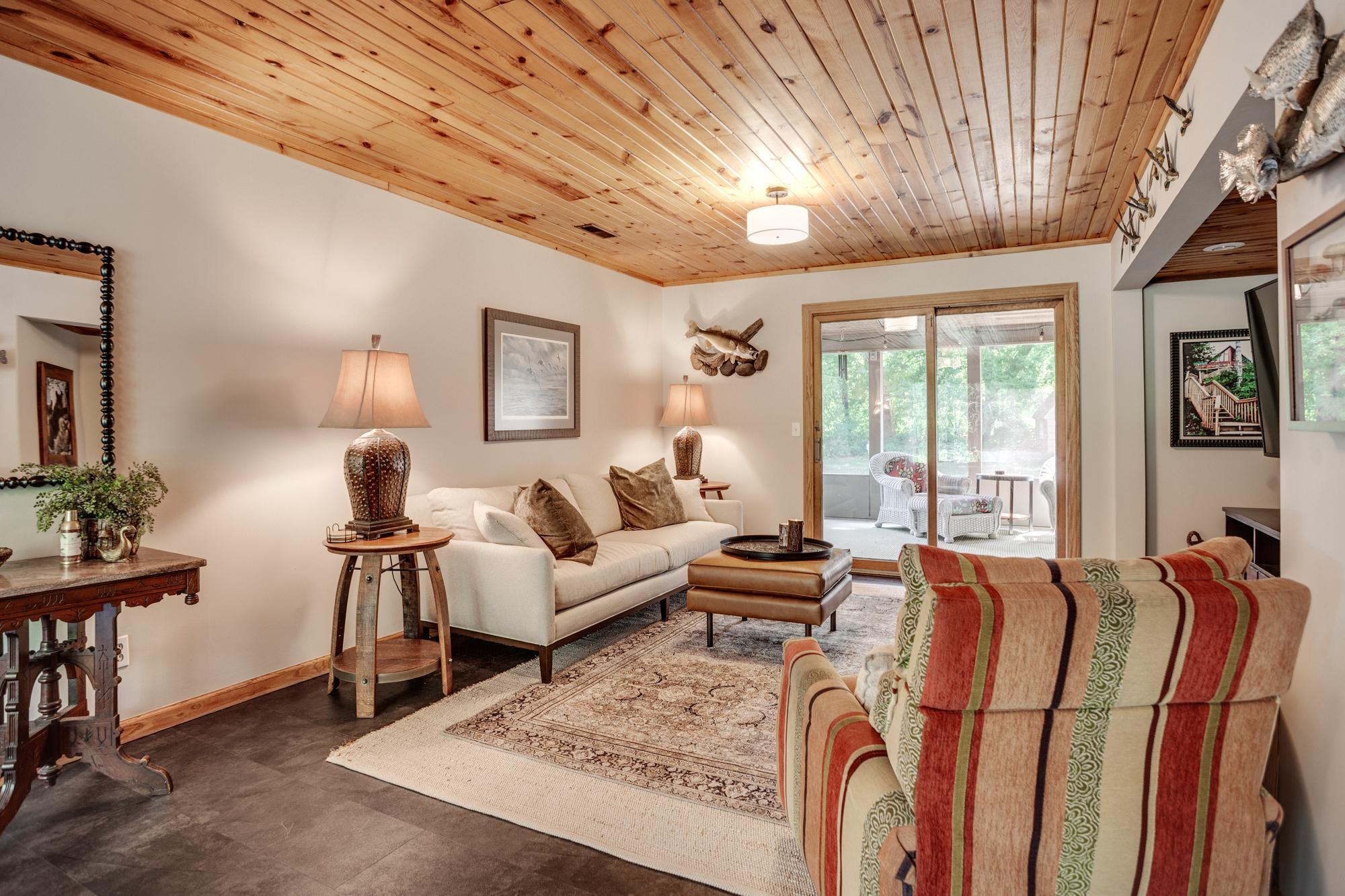 View of Residential at 1395 Farmdale Road, Mendota Heights MN 55118, Mendota Heights (41 of 70) - Mike Wilen | Minnesota Team Real Estate