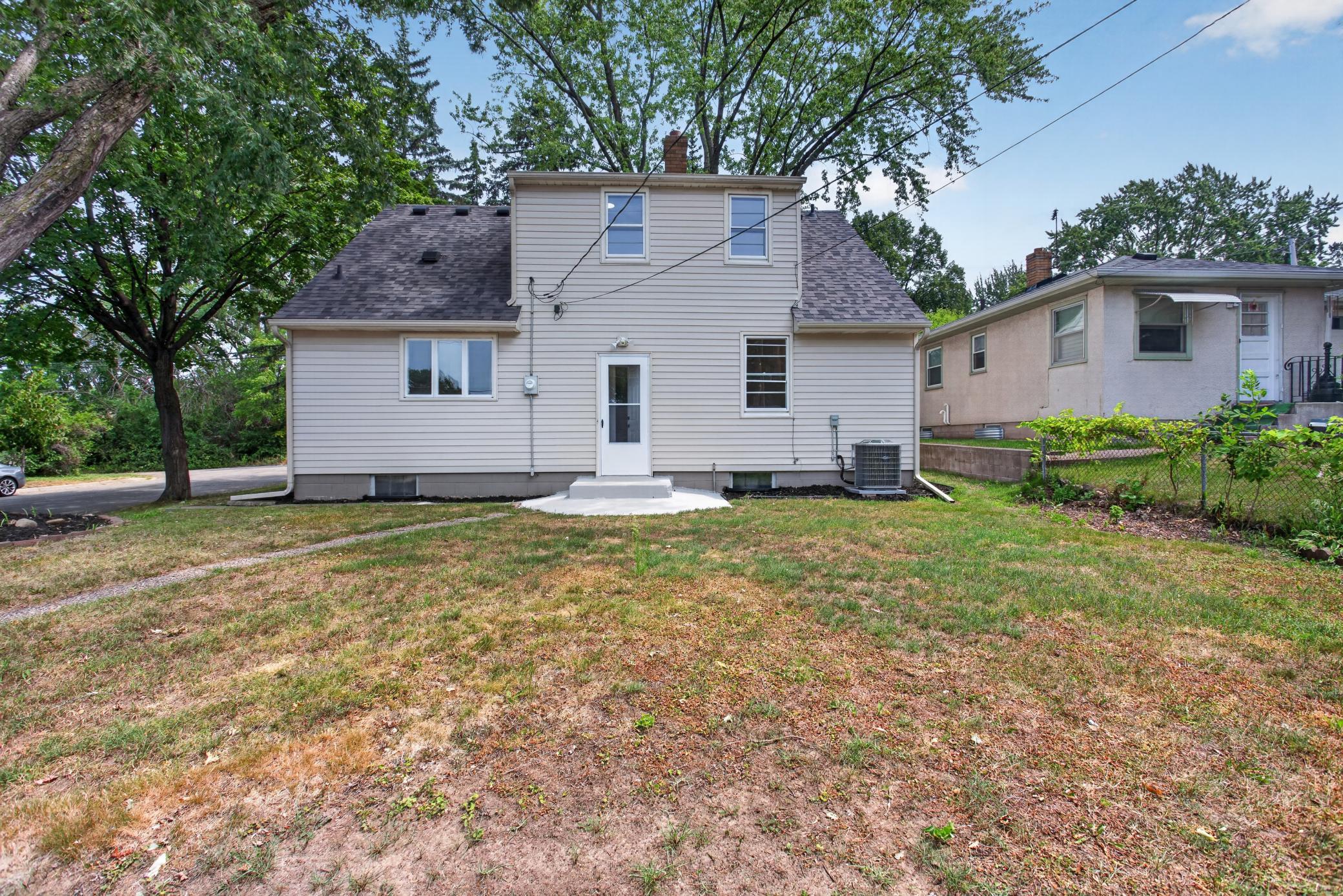 View of Residential at 837 Mcknight Road, Saint Paul MN 55119, Saint Paul (16 of 22) - Mike Wilen | Minnesota Team Real Estate
