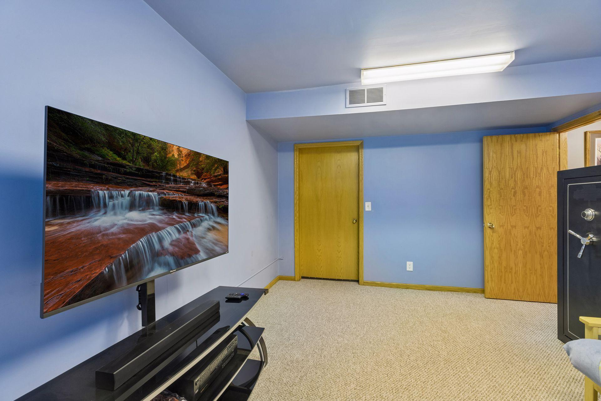 View of Residential at 2488 Hillwood Drive, Maplewood MN 55119, Maplewood (99 of 119) - Mike Wilen | Minnesota Team Real Estate