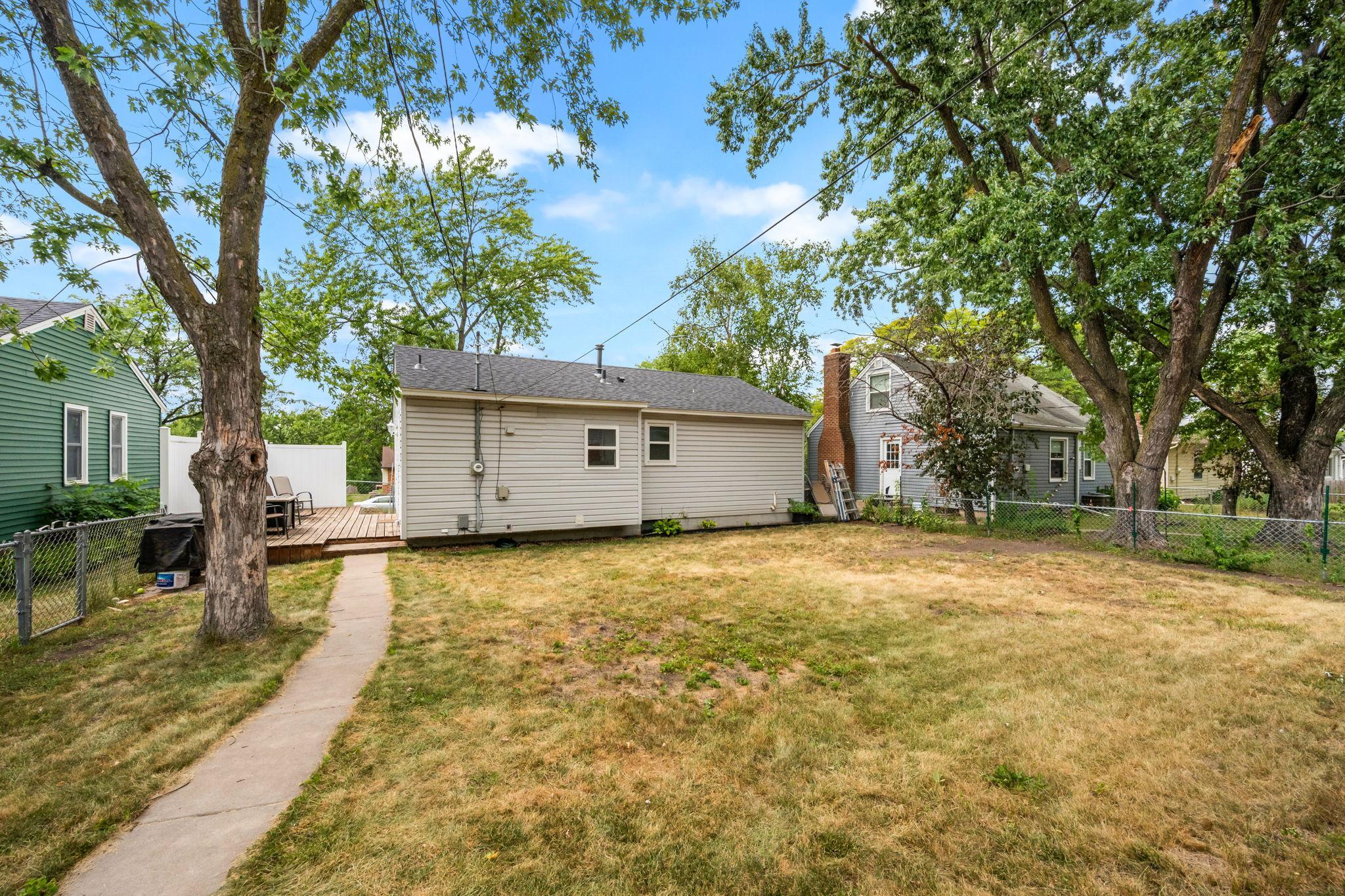 View of Residential at 2821 Quebec Avenue, Saint Louis Park MN 55426, Saint Louis Park (21 of 23) - Mike Wilen | Minnesota Team Real Estate